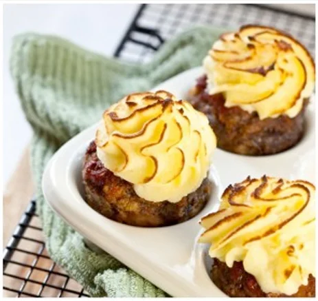 potatoe top mince muffins.jpg