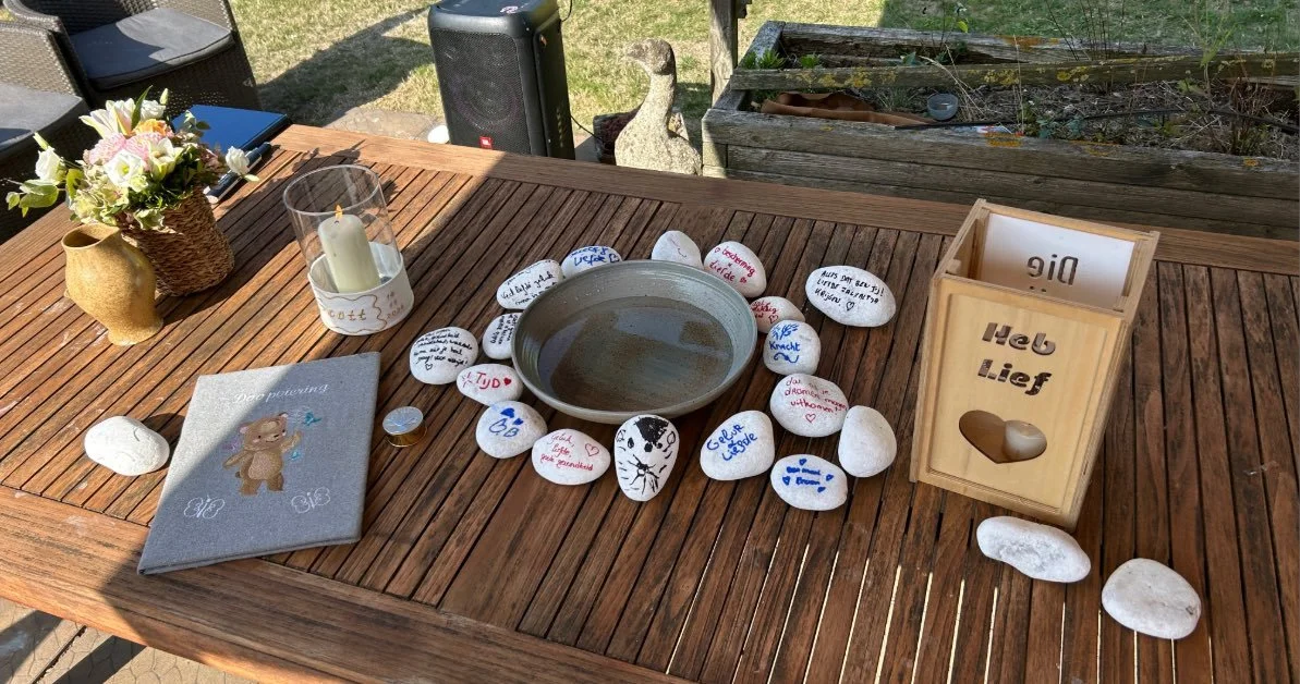 De doop van Scott in Sint Laureins: Een intiem en betekenisvol moment