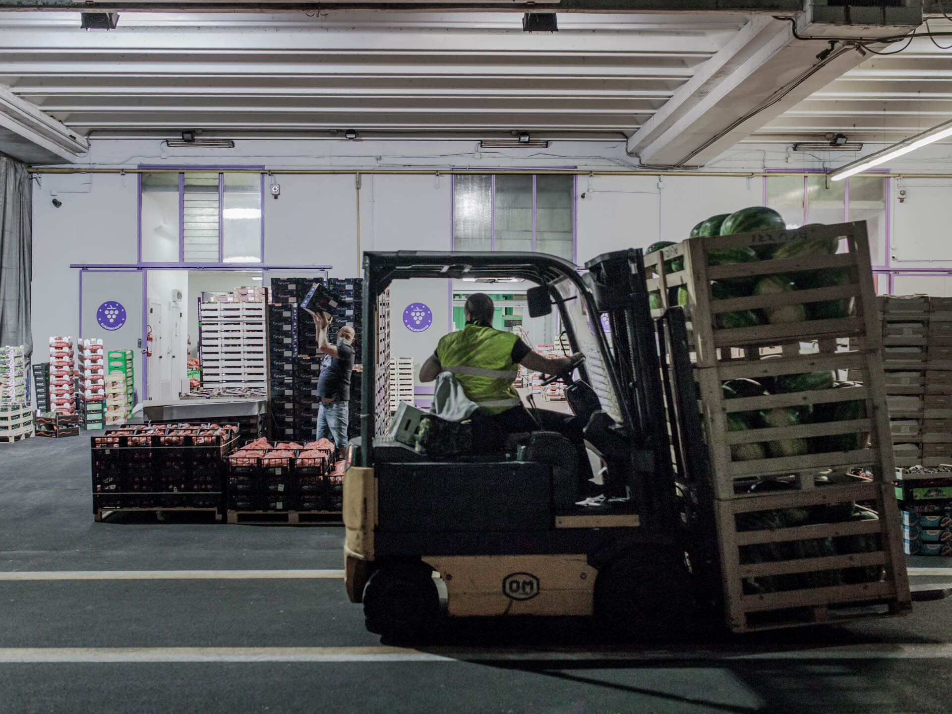 acymauromig fotografo fotografia ortomercato mercato brescia mercati bresciani ortofrutta reportage storytelling milano bergamo (12).jpg