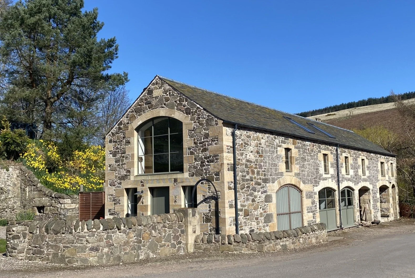 Arches external 2025 crop.jpg