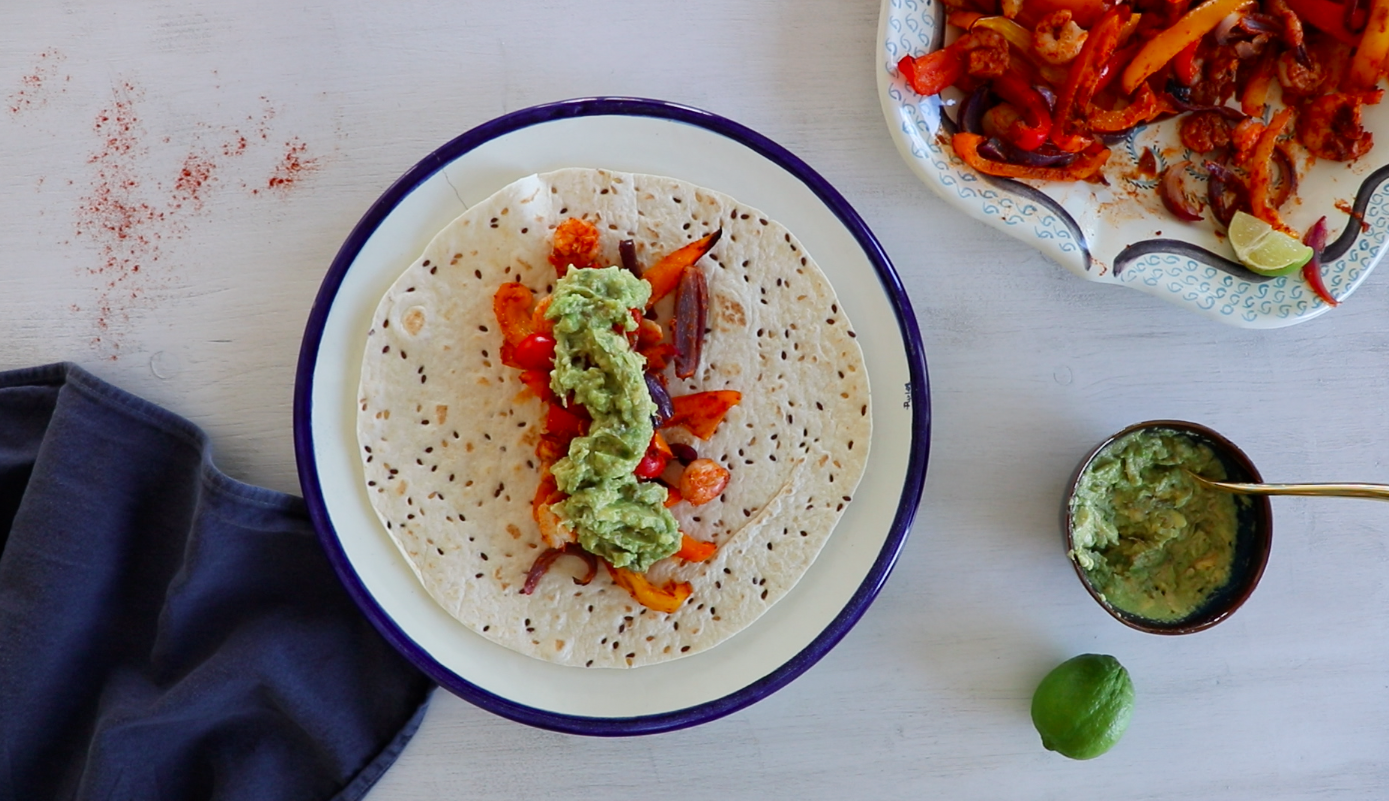FAJITAS CON GAMBAS, CHILE Y LIMA