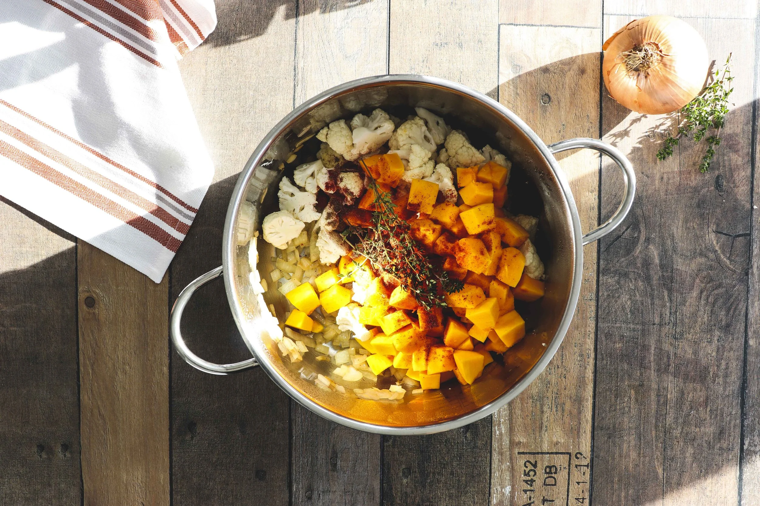SOPA DE COLIFLOR Y CALABAZA 