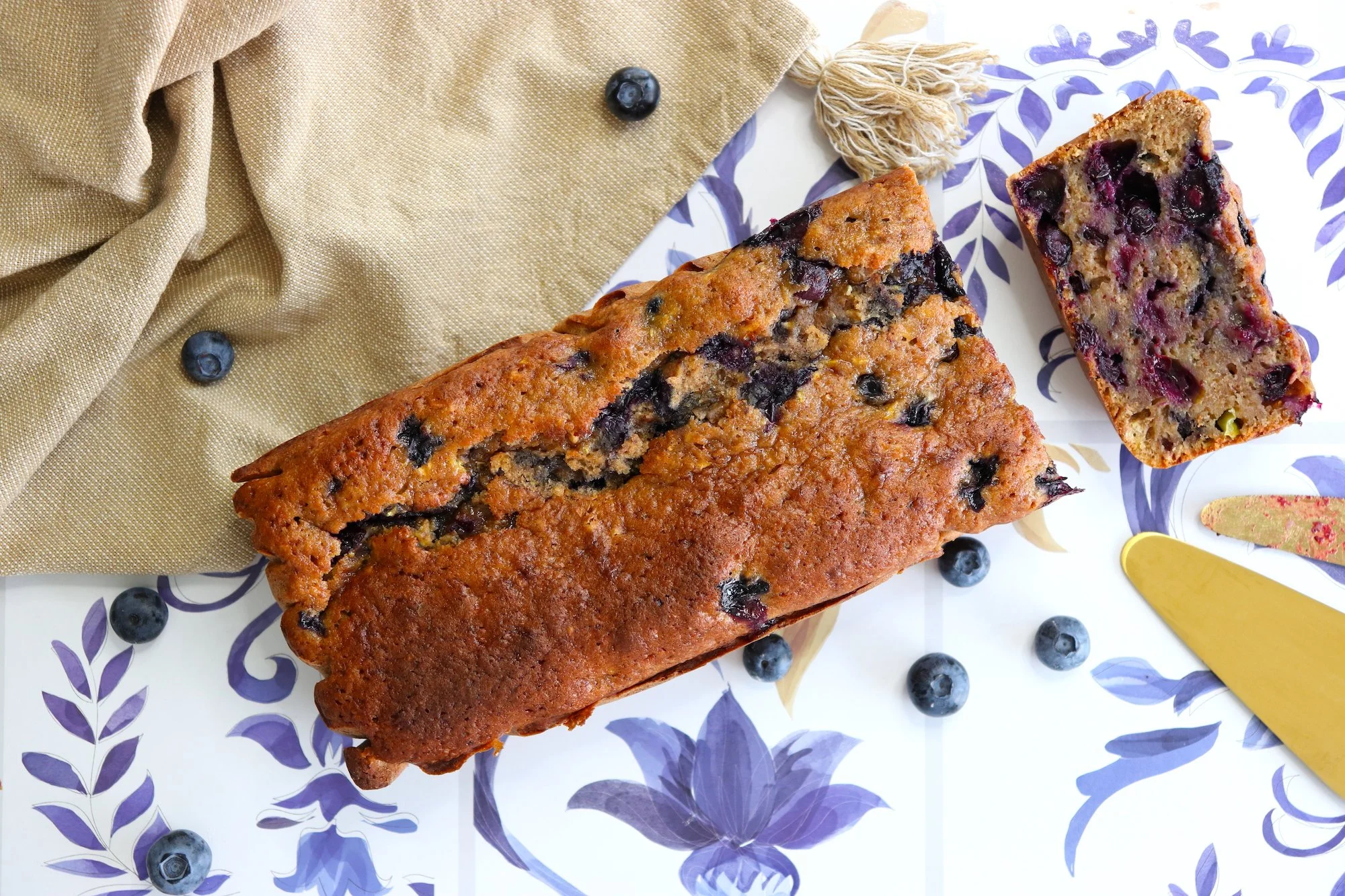 BIZCOCHO DE VERANO | Arándanos y calabacín