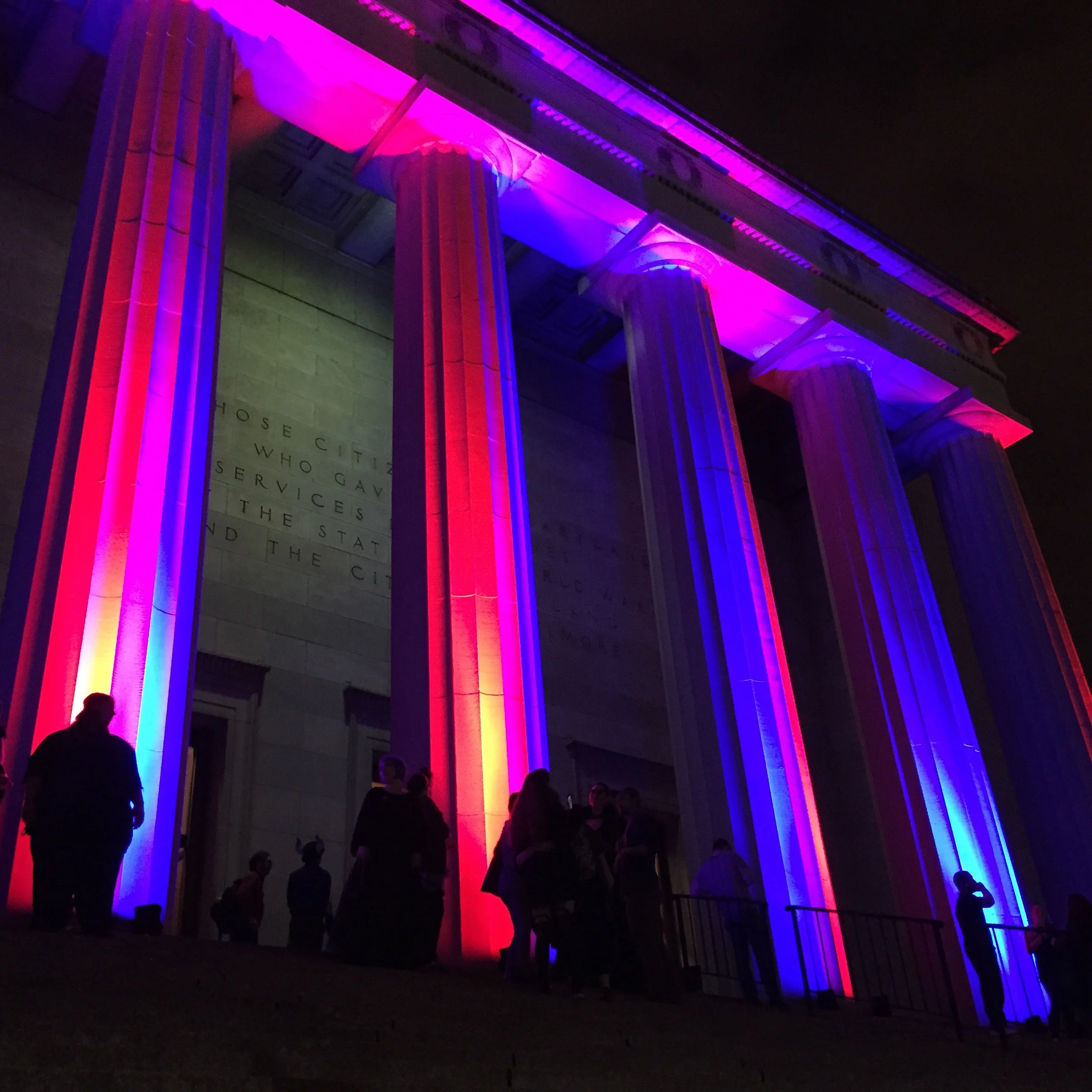 Columns-LightCity'16.JPG