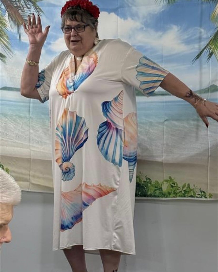 Shell yeah! 🐚 Our residents made memories in &ldquo;Key West&rdquo; this week! Where should we visit next?🌊🏄🏻🕶️
.
.
.
#AssistedLiving #SeniorLiving #MemoryCare