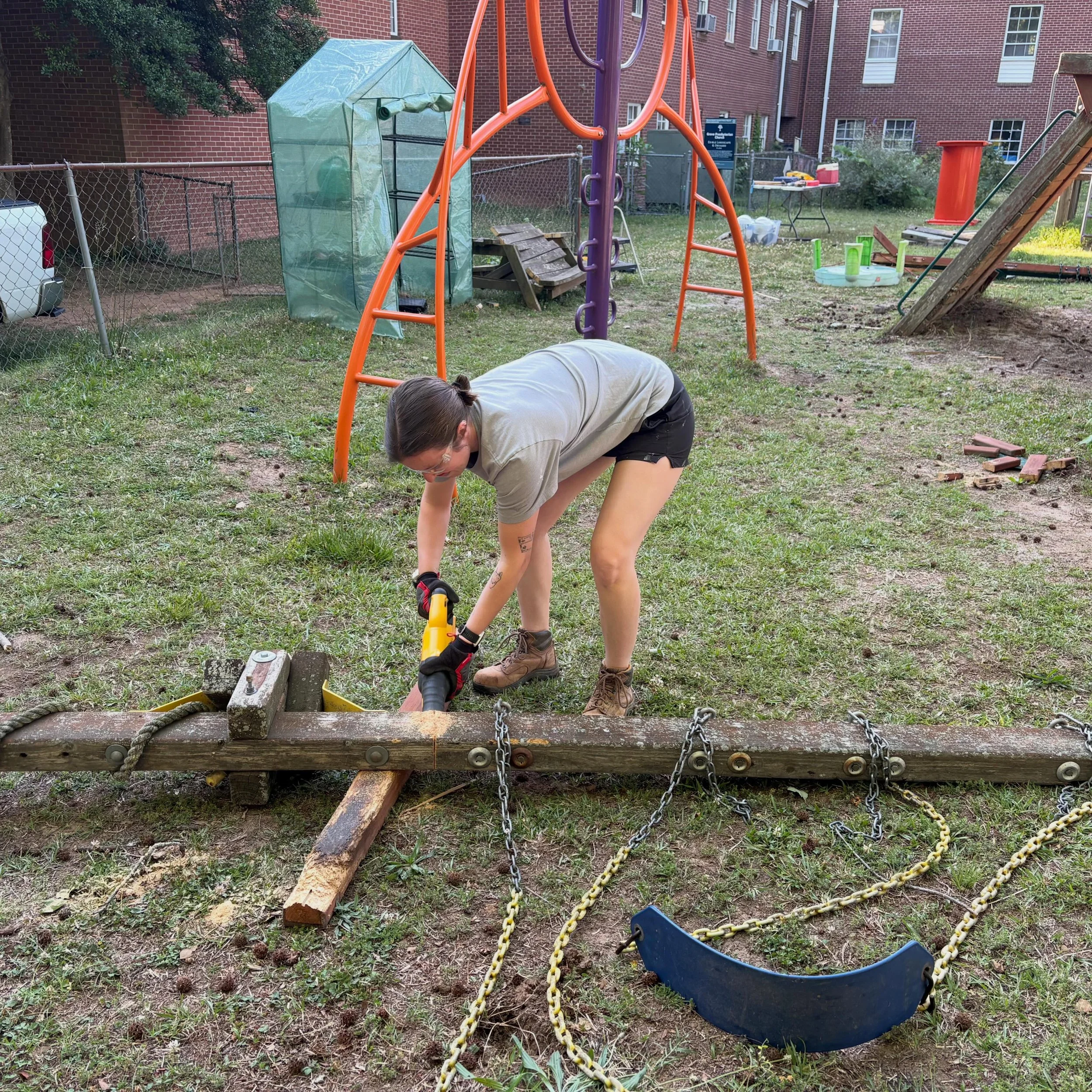 Thank you to everyone who came out to clear out the old playground! Amazing and speedy work! Thank you also to the folks working indoors to declutter and prepare the building for freedom school. This community makes a great team and every little bit 