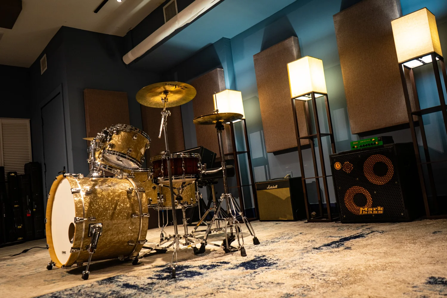 Real studio photo for YMU Studio