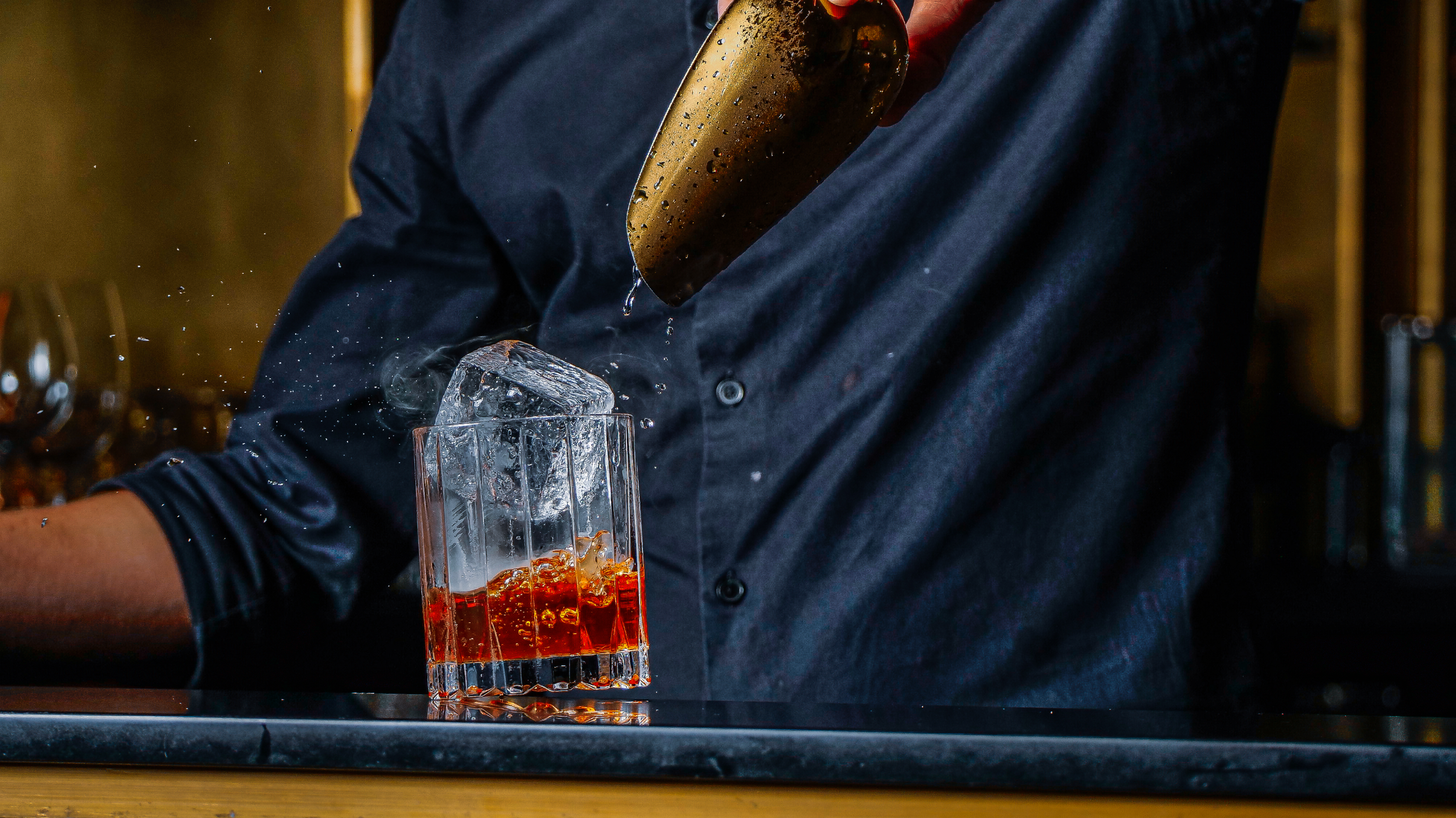orlando-food-photographer-Smoked-Old-fashion.webp