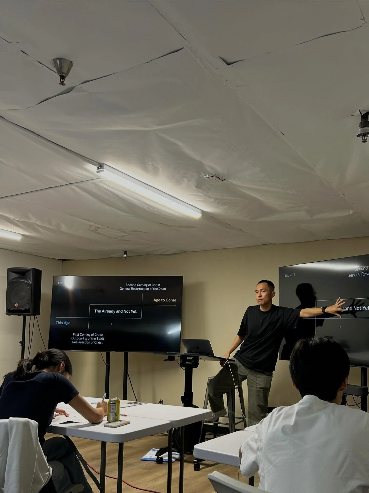 GCLA Perspectives는 성경의 중심 주제와 가스펠시티의 핵심가치(Core Value)를 배우는 4주 과정입니다. 

1. 하나님과 하나님나라 
2. 예수와 복음 
3. 교회와 도시 
4. 복음중심적 성경읽기

*1기 (14명) 수료를 축하합니다!
*2기 1월 시작 예정 (금요일 7-9PM)