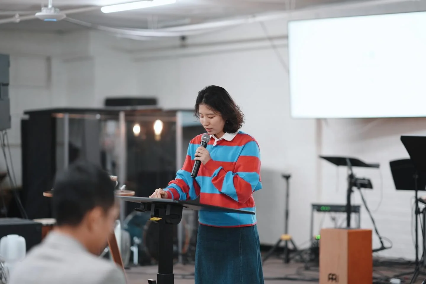 04.05.26 Easter Sunday

가을: &ldquo;더 이상 저를 증명하기 위해 살아가지 않고, 저를 이미 받아주신 주님을 믿으며 살아가고자 합니다.&ldquo; 

미소: &rdquo;완벽하진 않아도 매순간 주님을 가장 경외하고 순종하며 살아갈 것을 고백합니다.&rdquo;