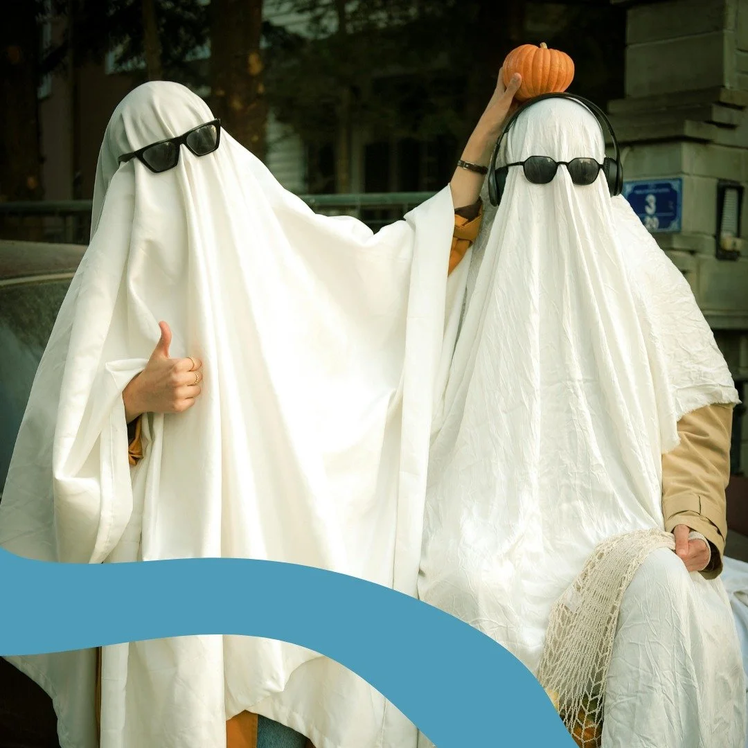 The countdown is on… only 2 weeks until Halloween night! 👀 Do you know what costume you’ll be wearing? 
Need a last-minute idea? Try these quick fixes:
Classic Ghost – Grab a white sheet, cut some holes, and you’re ready to
