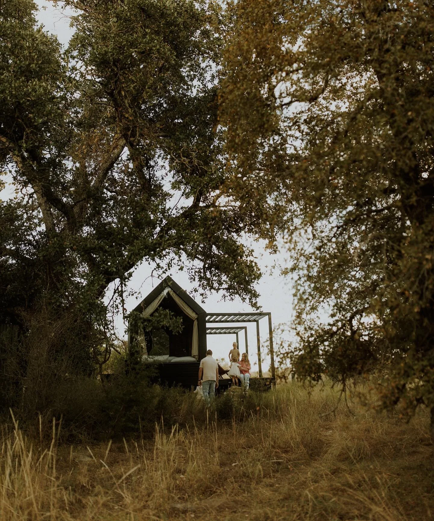 The perfect little glamping getaway. 

📸 @katiedentonphotos