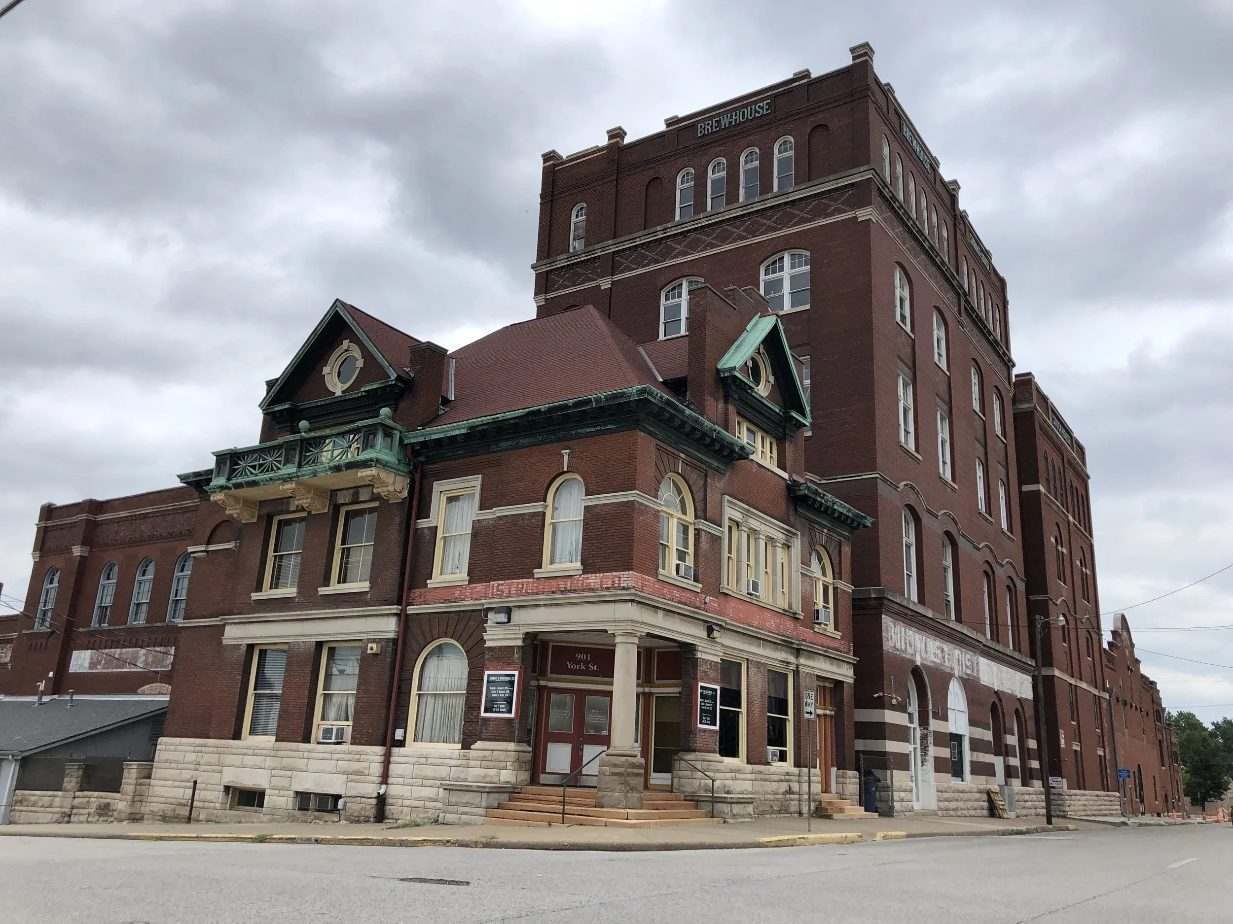 Historic Quincy, Illinois on the first day of Autumn