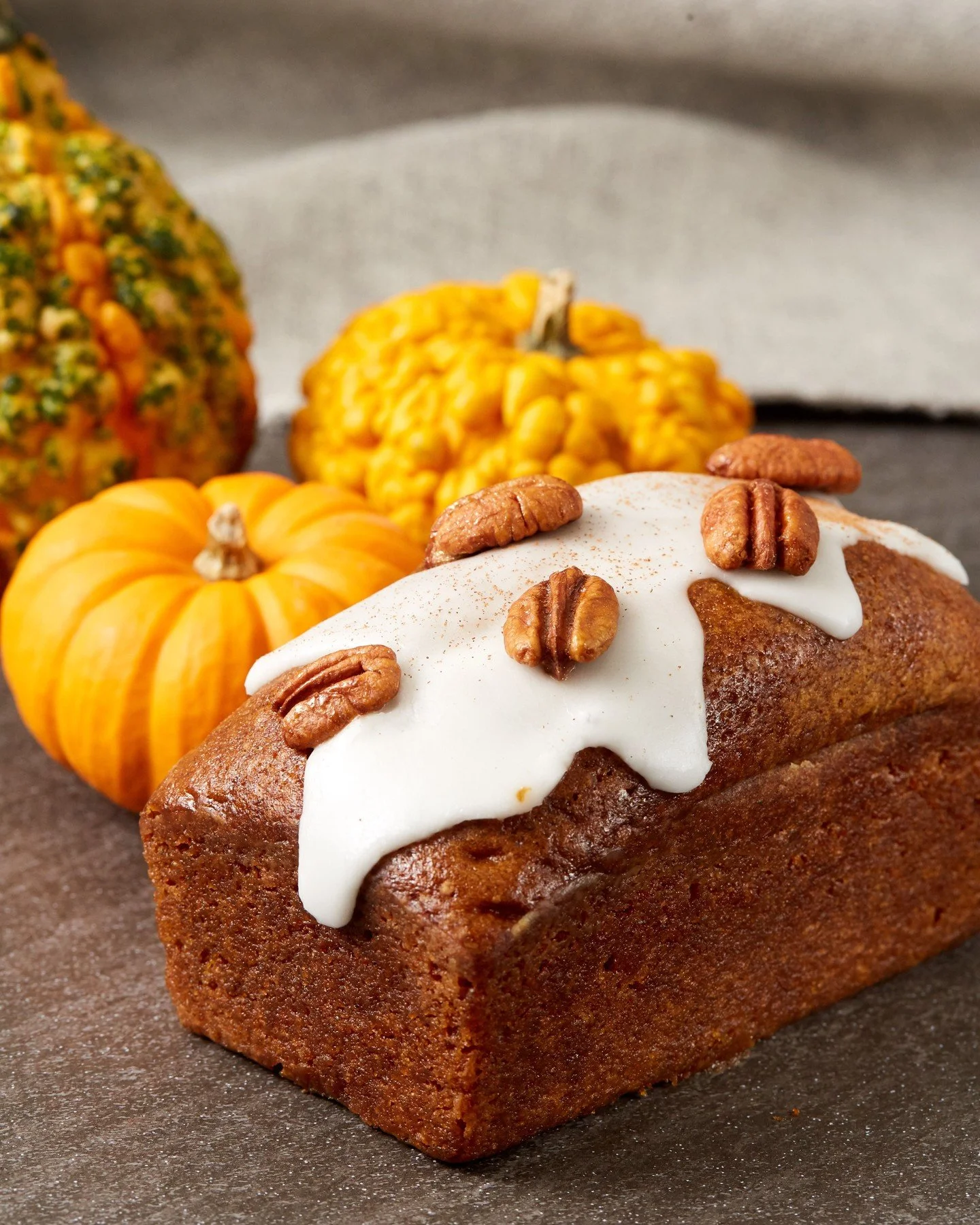 Meet your new Thanksgiving favorite: Spiced Pumpkin Pound Cake with apple cider glaze and caramelized pecans. 🍂
Rich, moist, and perfectly spiced&mdash;it&rsquo;s fall in every bite.

Available for pre-order on our Thanksgiving menu at nrbakery.com/