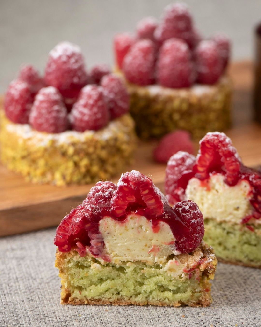 Have you tried our Jarmo yet? With pistachio-almond cake, raspberry confit, and pistachio mousseline, it's bright and nutty with just the right amount of sweetness.