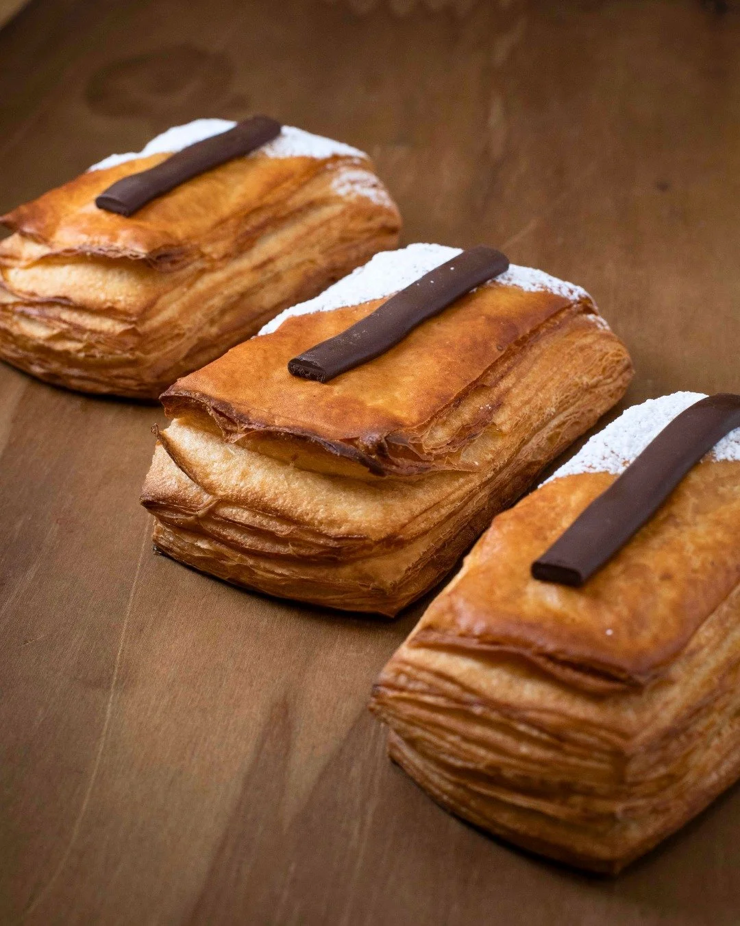 The Chocolate Banana Cream Danish is back!

Our seasonal Chocolate Banana Cream Danish features flaky croissant filled with freshly sliced banana and chocolate chips, topped with dark chocolate and powdered sugar.

Stop by and enjoy this July favorit