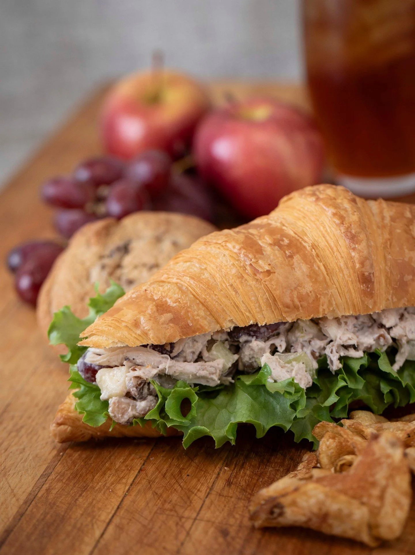 Looking for lunch on the go? Our Waldorf Chicken Salad Sandwich combines juicy grapes, crisp celery, walnuts, and tart green apple, tossed together and served on a flaky, buttery croissant. 🥐 It&rsquo;s fresh, flavorful, and ready when you are&mdash