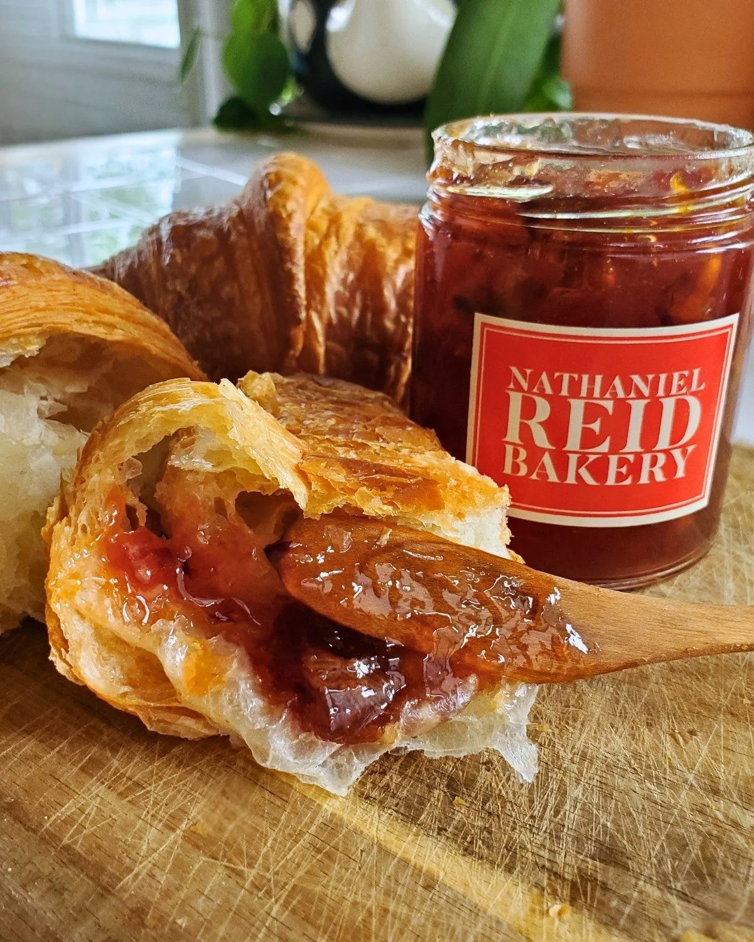 Our house-made jams are the perfect way to elevate your meals.

Made in-house in a variety of seasonal flavors, they&rsquo;re delicious on our pastries, added to your favorite breakfast, paired with a cheese board, or used in your own cooking and bak