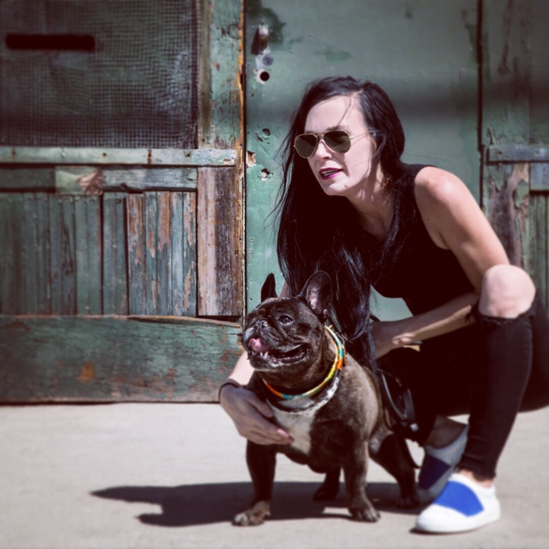 Using our powers for yours to shine in theirs 🖤  #superpowersoflove

#nationalloveyourpetday is every day here at #saintsandsuperheroes

📸 credit // @pauluseyi 

#love
#meandmine