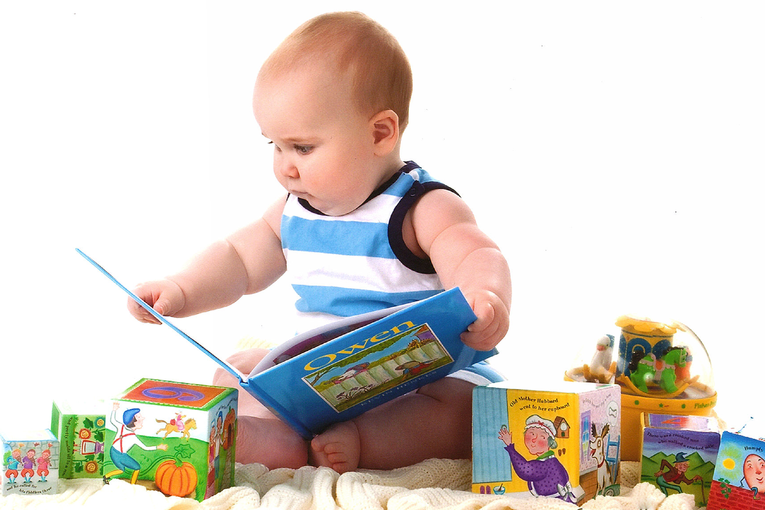 Page-turning Fun With Your Little One Through Their Earliest Days