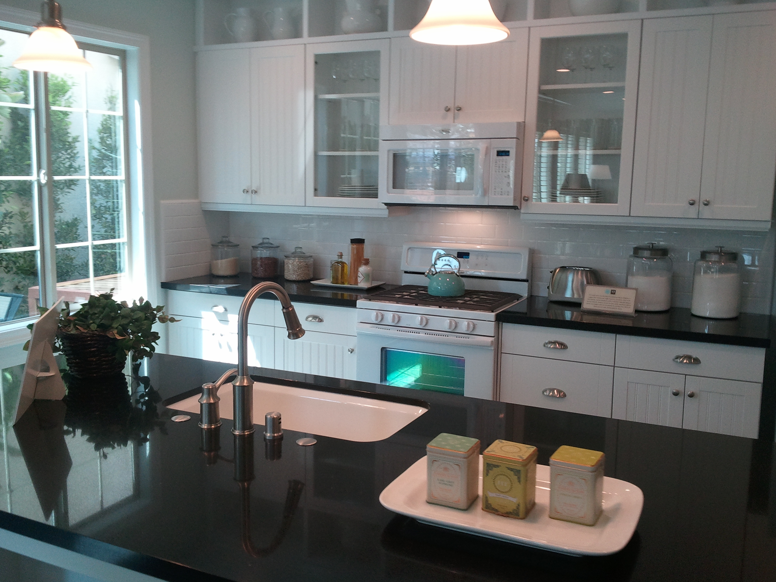 Residential: Kitchen + Sink Countertops