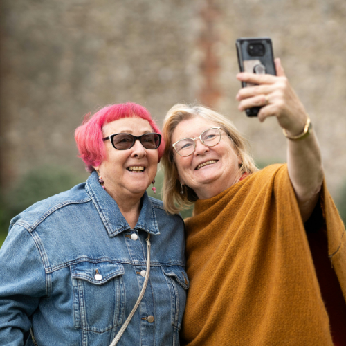 Older women choose quality over quantity when it comes to friendship