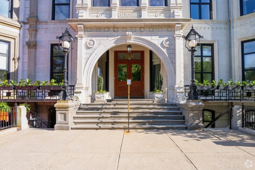 entrance.jpg