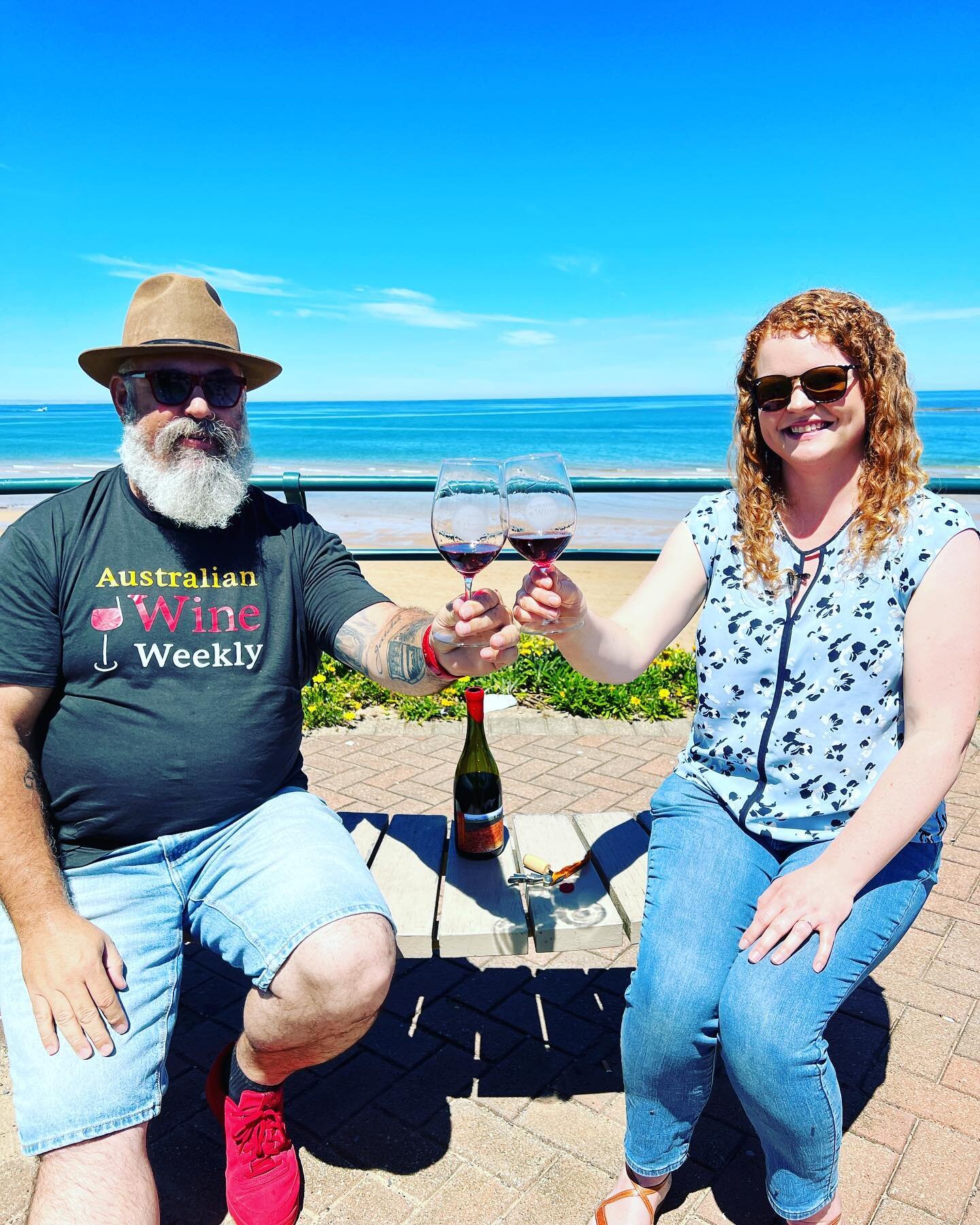 A few more lovely photos of a  #theroswines tasting for #australianwineweekly with Nathan near the beach 🏖🍷 #adelaidehillsros&eacute; #grenachemataro #semillonmuscat #winetastingbythebeach #smallbatchwinemaking #organicallygrowngrapes