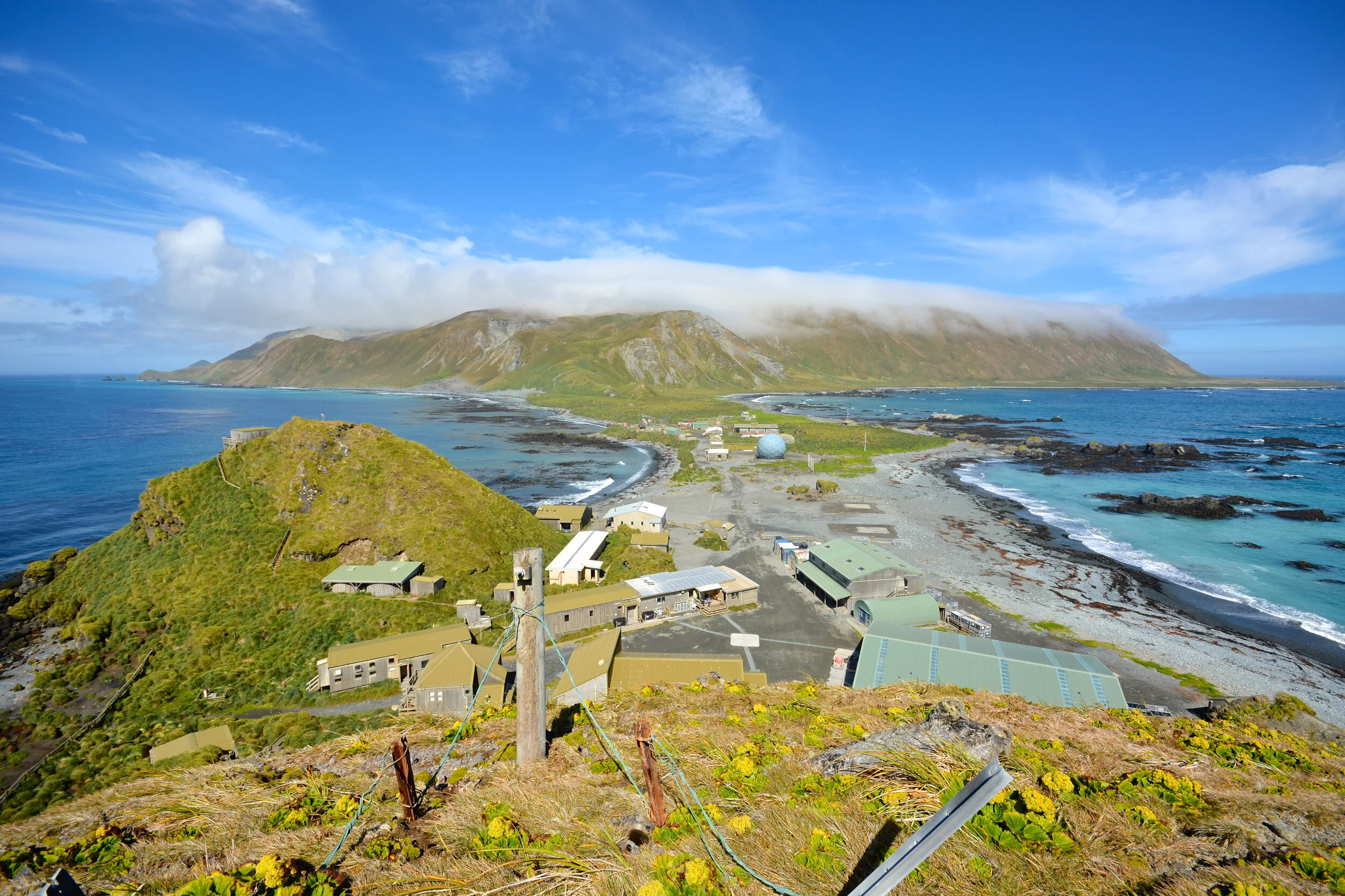 M111 - Looking south across the Isthmus from the 'Golf Tee' on Wireless Hill - January 2014