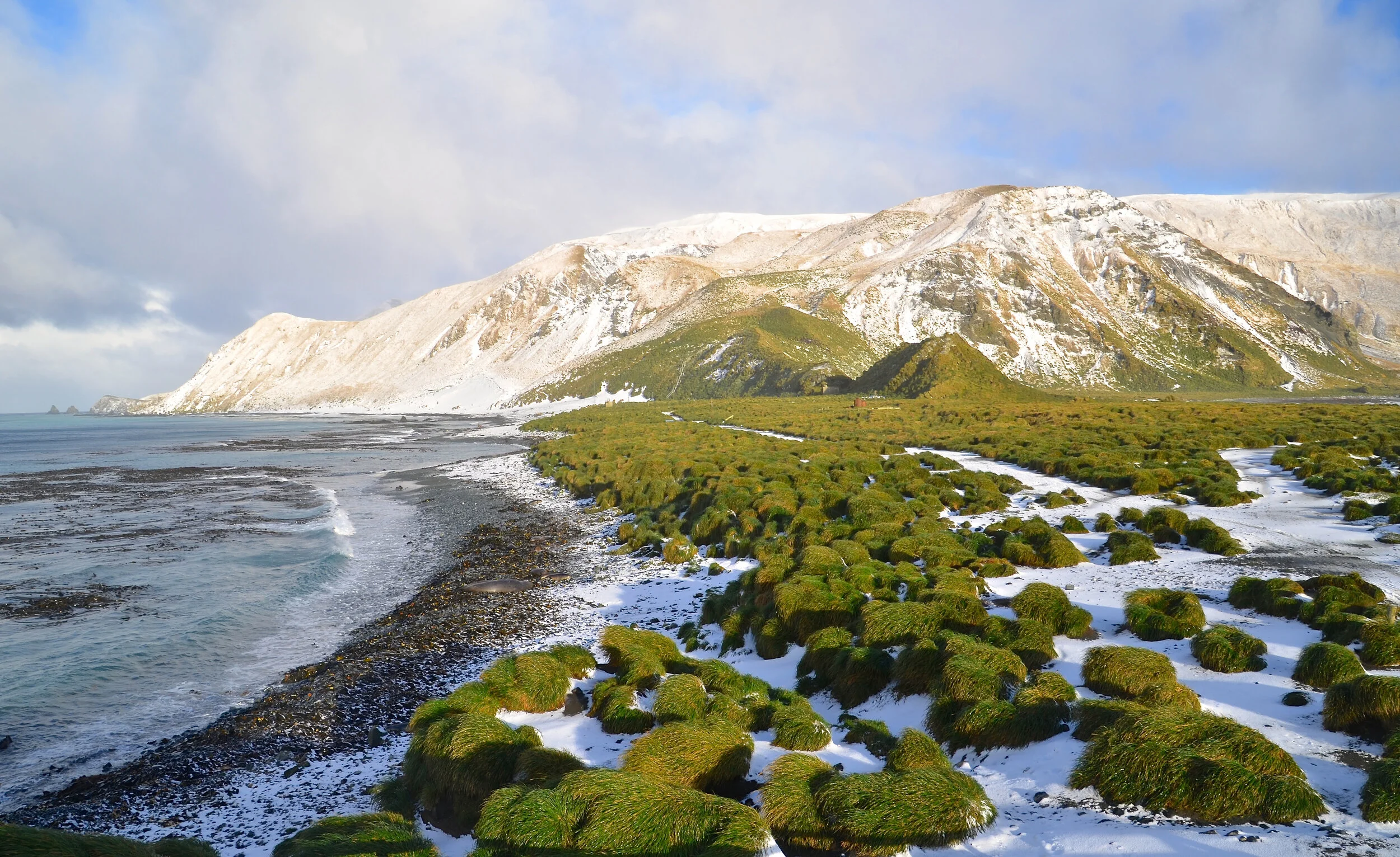 M147 - After a winter snowfall - view down the east coast - July 2013