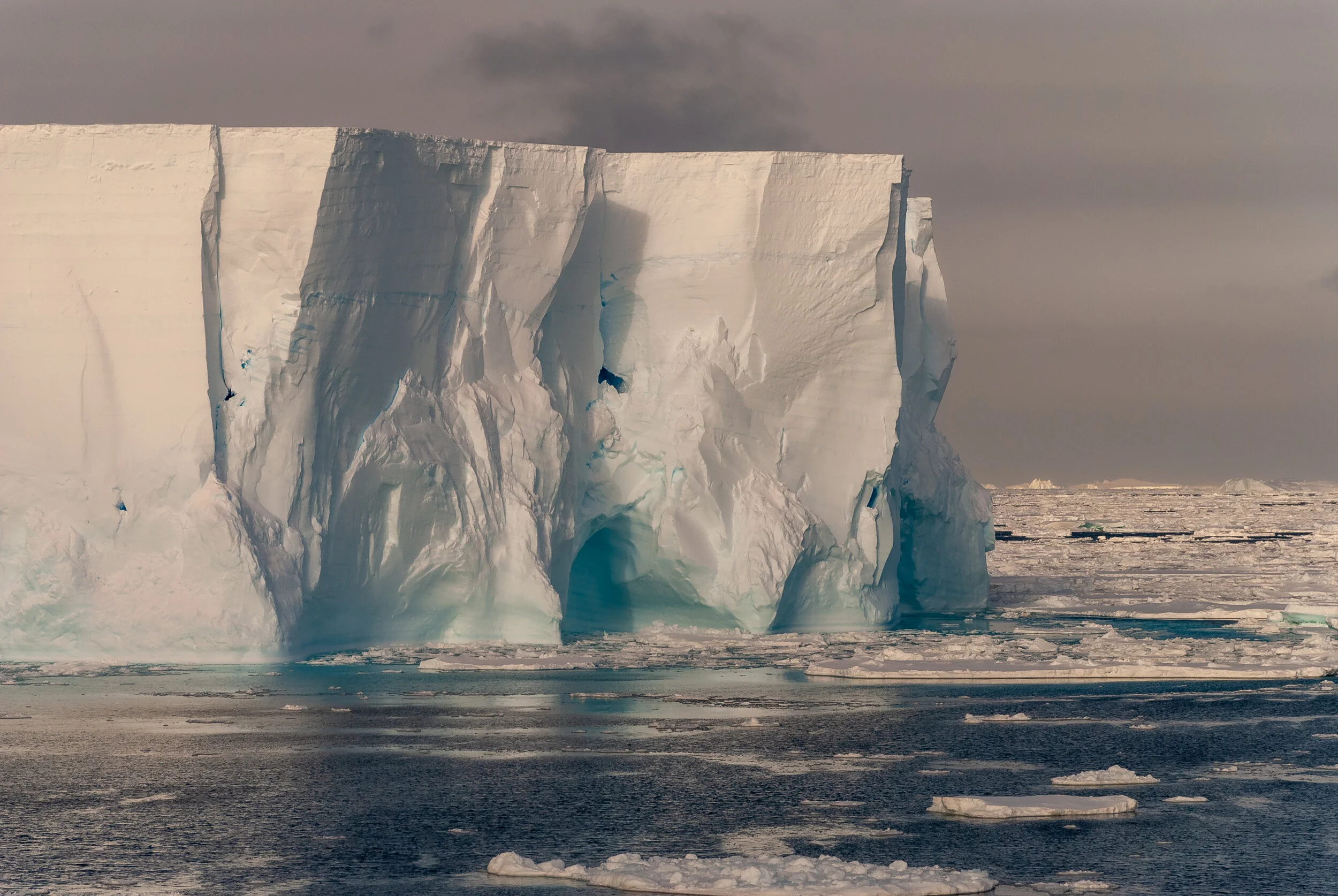 2 - V4 on the Aurora Australis: Casey to Davis - Iceberg tour