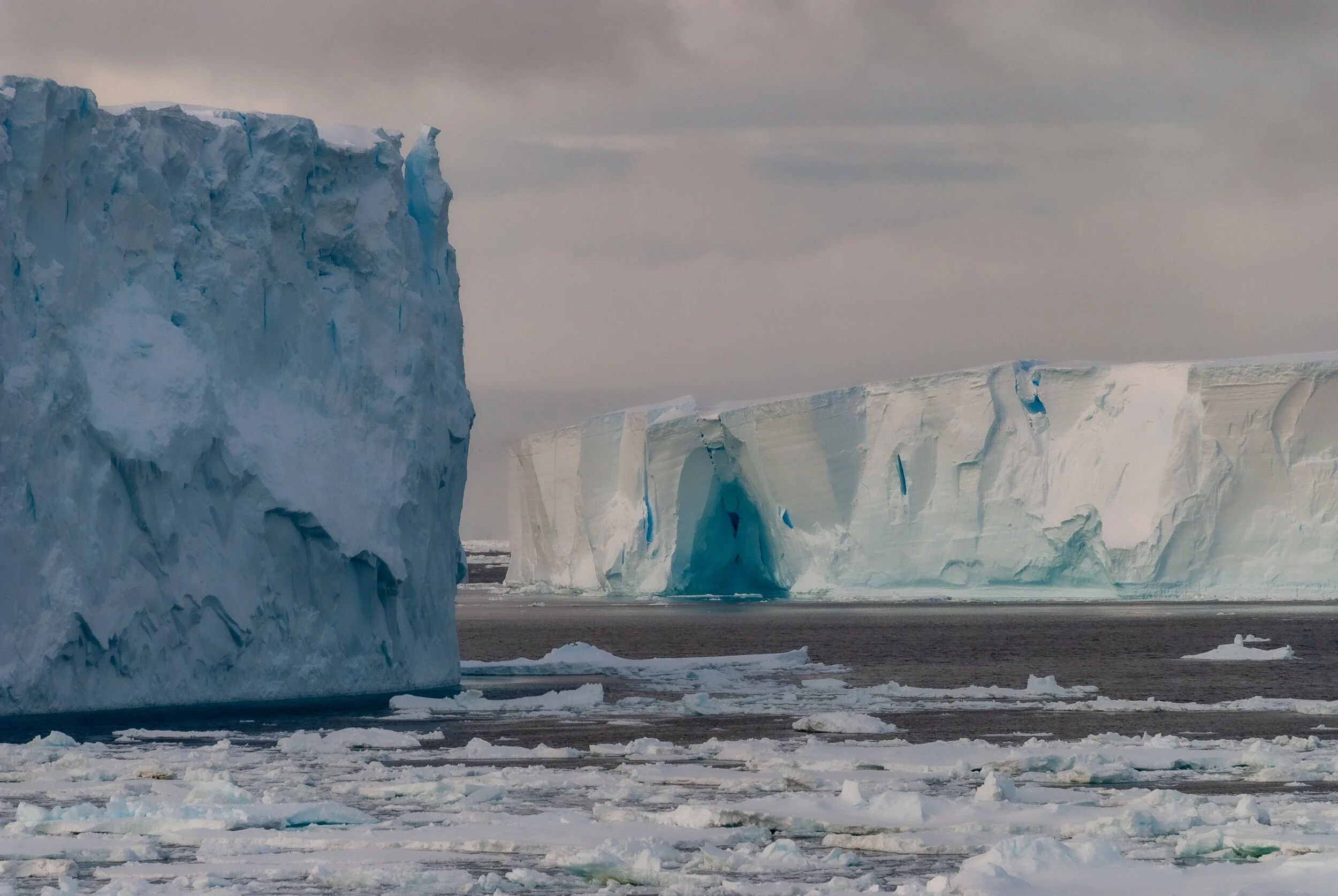 5 - V4 on the Aurora Australis: Casey to Davis - Iceberg tour