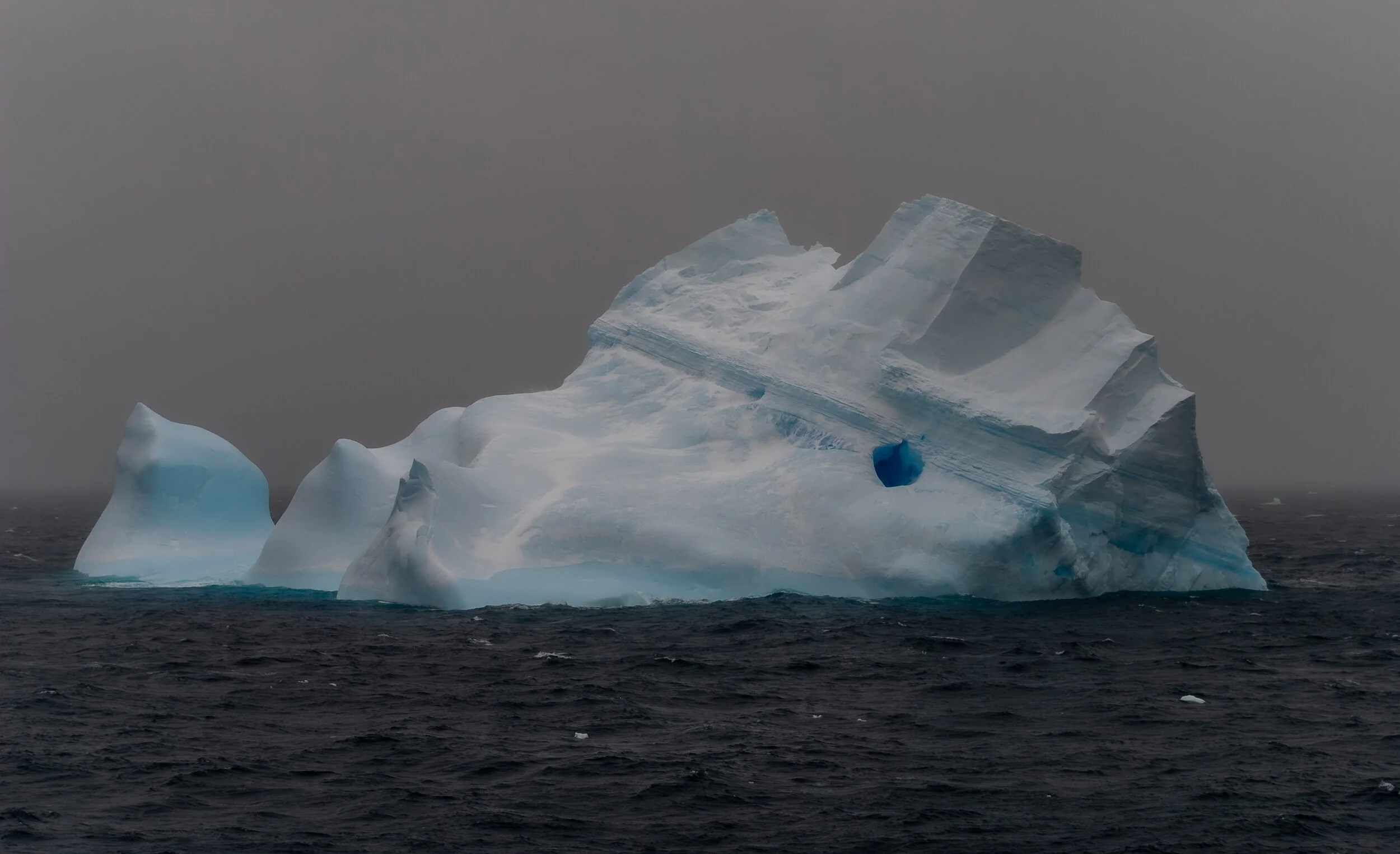 10 - V4 on the Aurora Australis: Casey to Davis - Iceberg tour