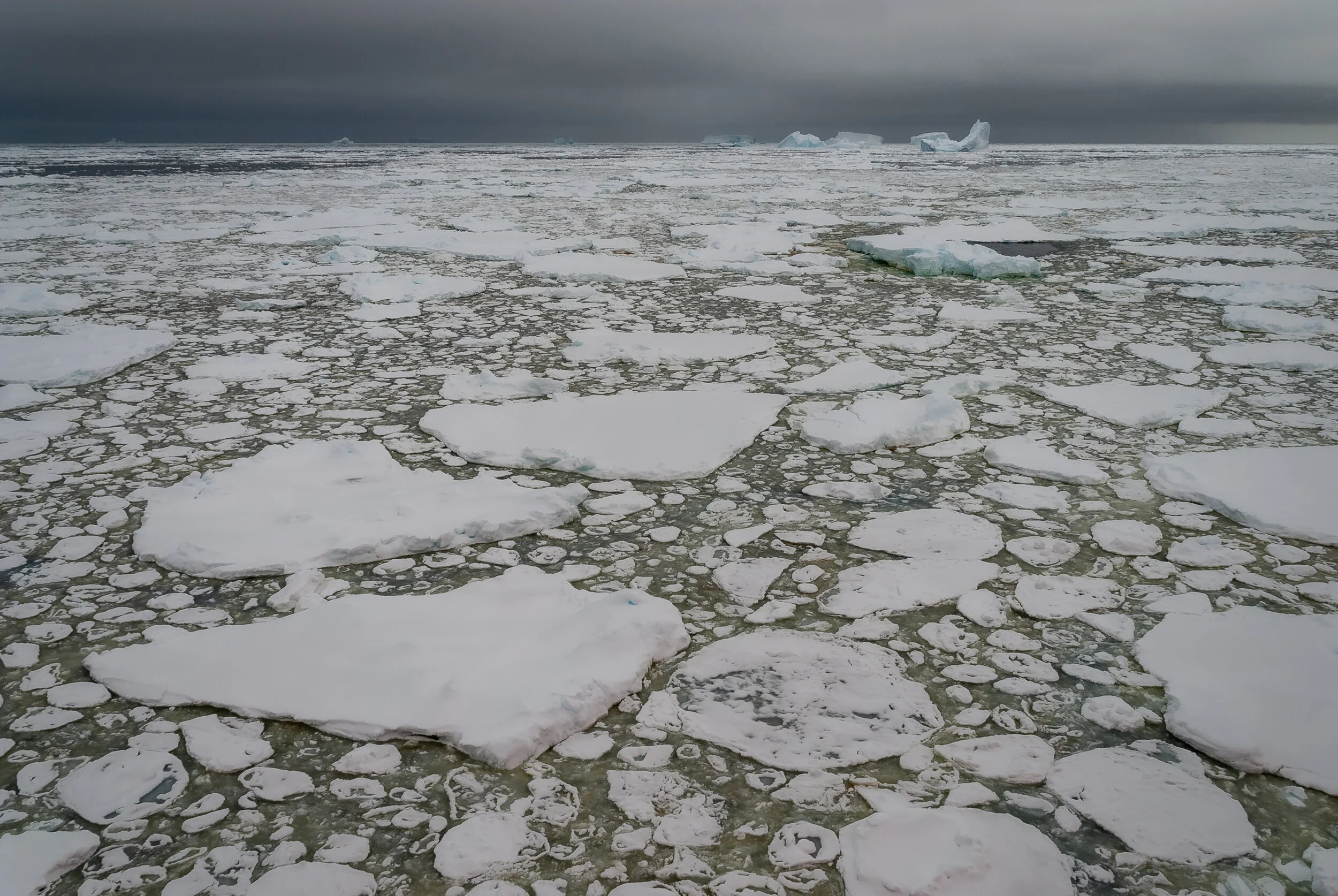 12 - V4 on the Aurora Australis: Casey to Davis - Iceberg tour