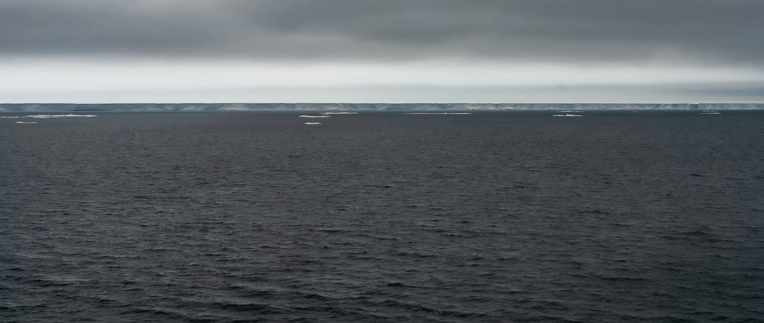 35 - V4 on the Aurora Australis: Davis to Mawson