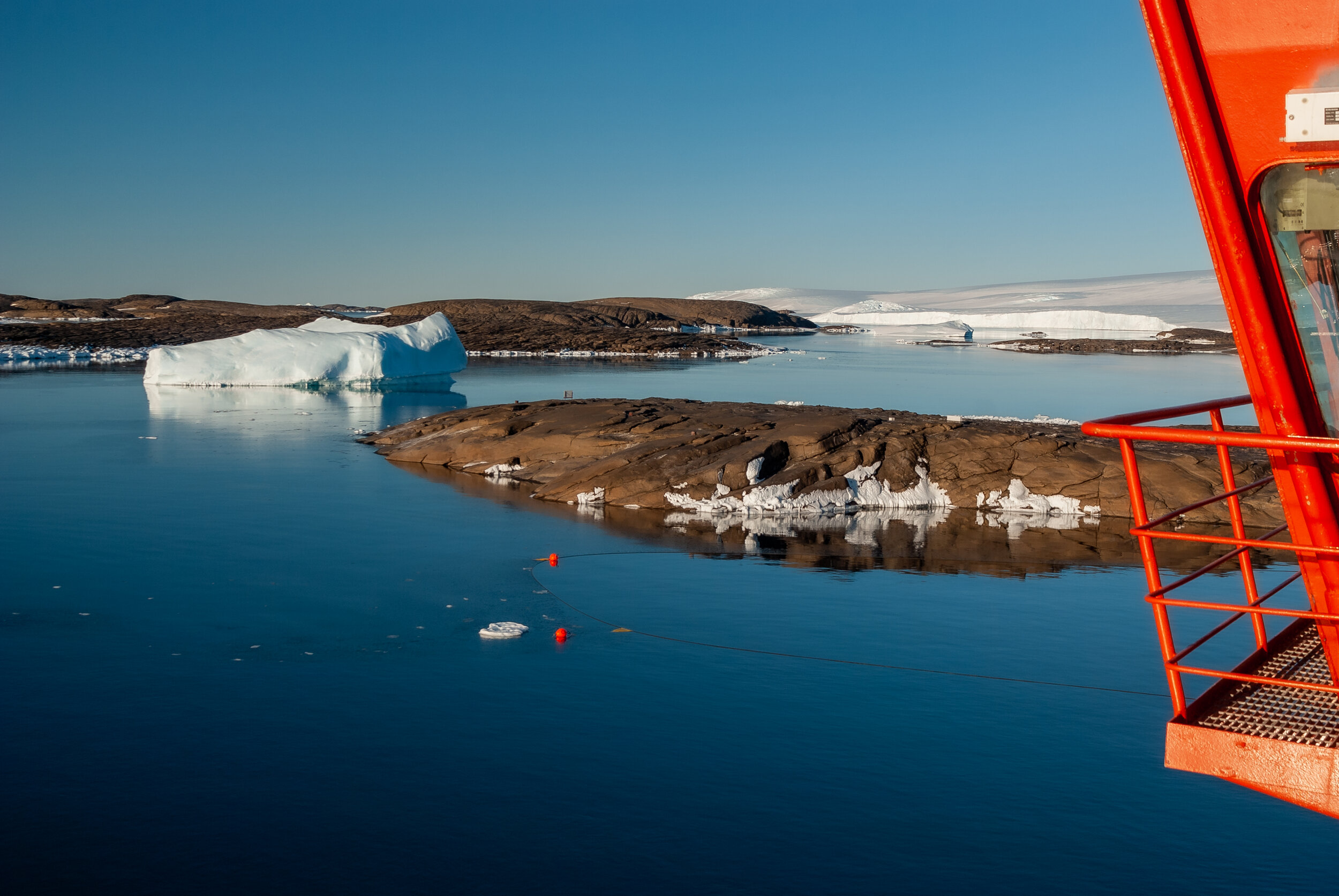 65 - V4 on the Aurora Australis: Mawson Station re-supply