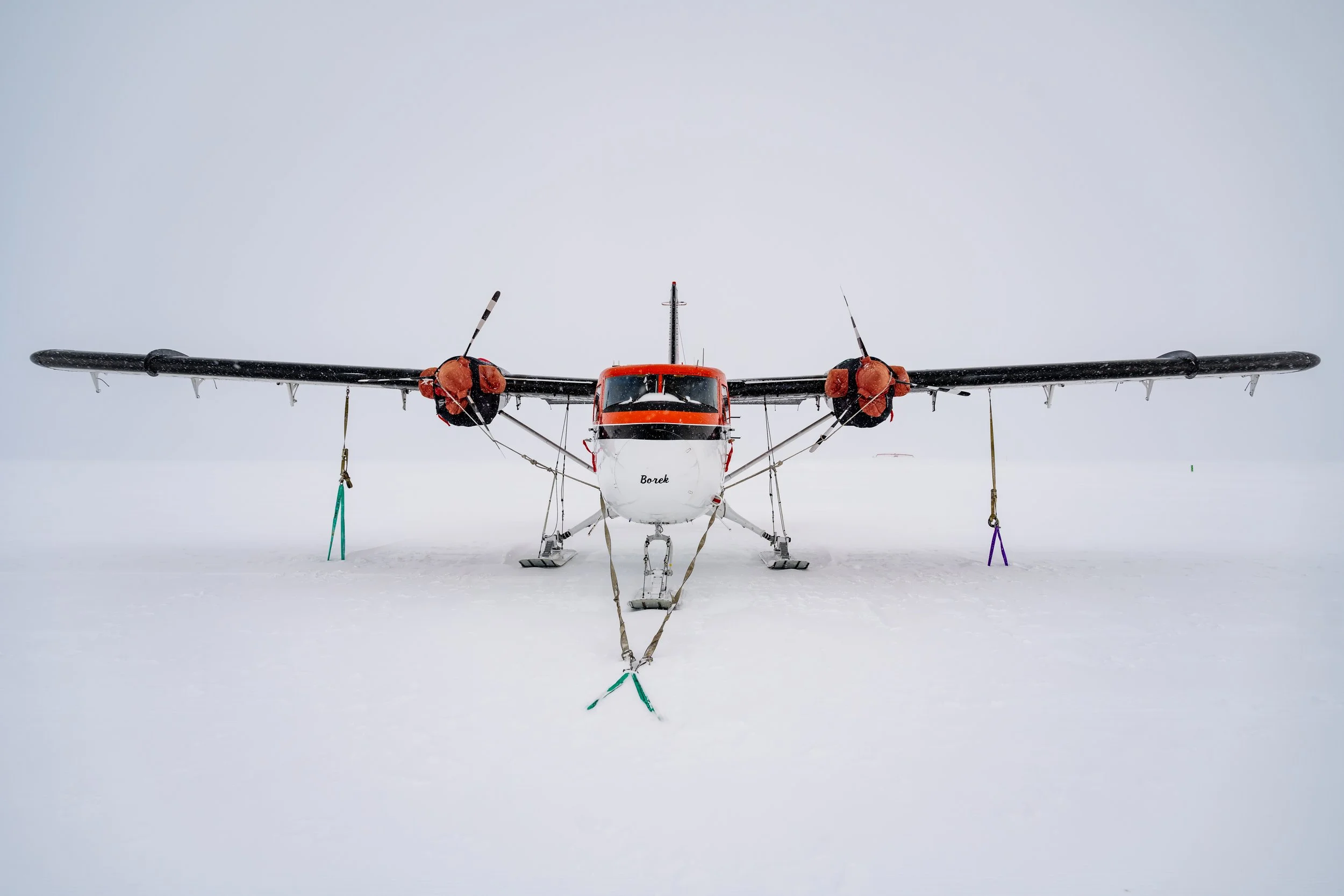 C73 - Kenn Borek Twin otter at the Casey Skiway