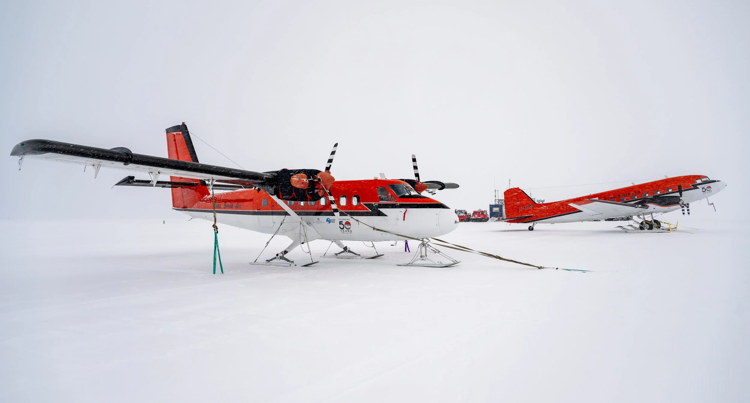 C76 - Kenn Borek Twin Otter and Basler at the Case Skiway
