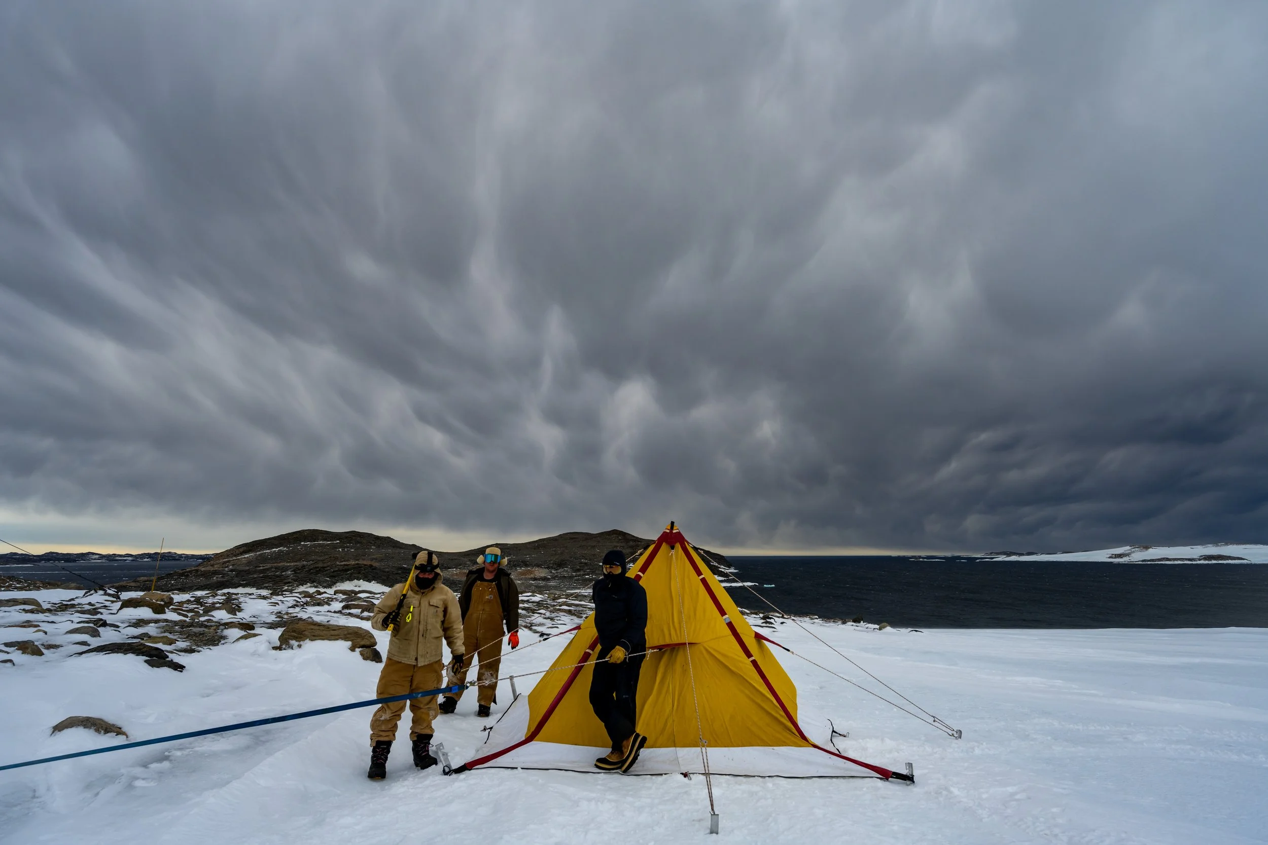 C106 - Mammatus cloud at Robbos hut around 11km south of Casey Station