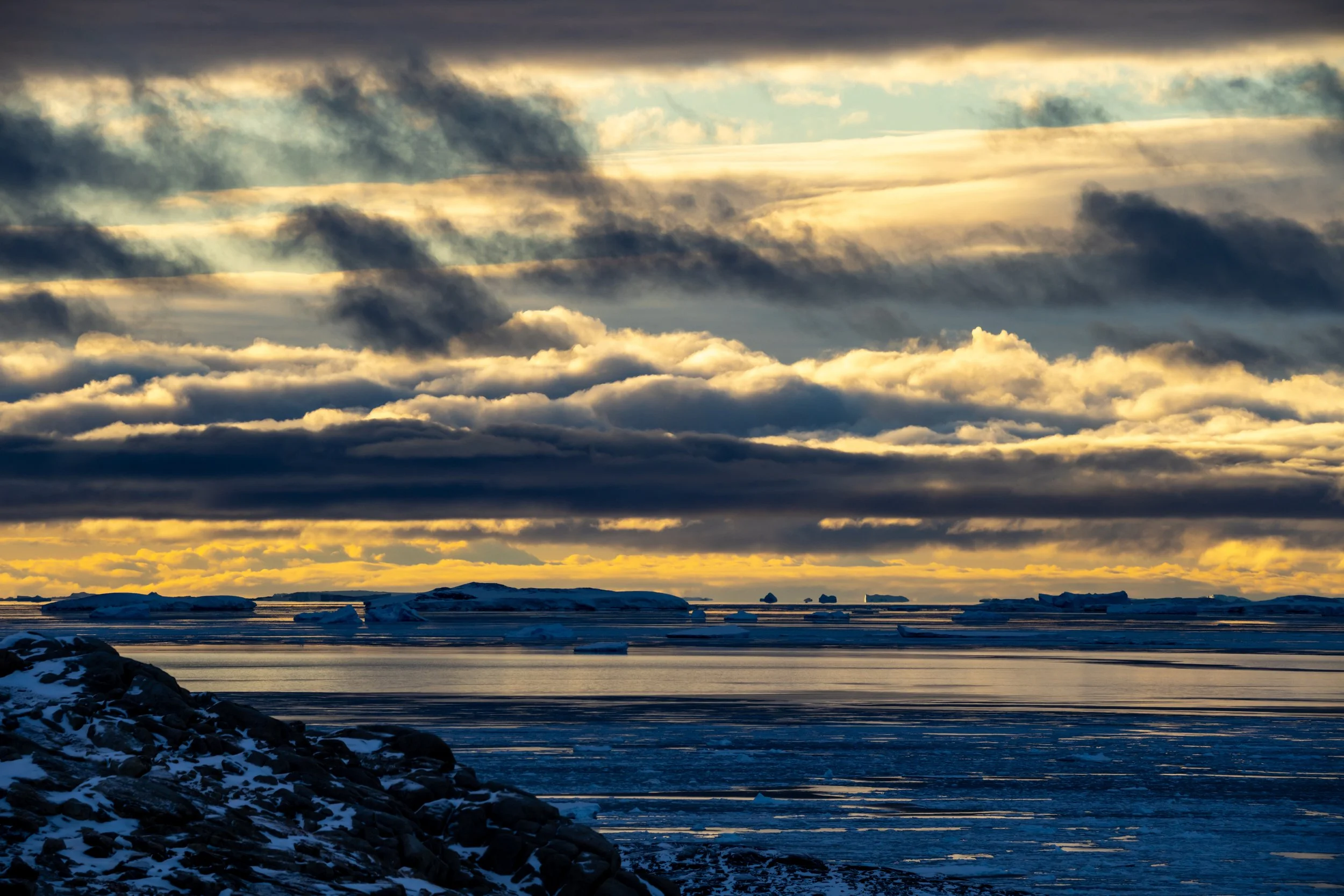 C140 - Sunset over Newcomb Bay, from Casey Station