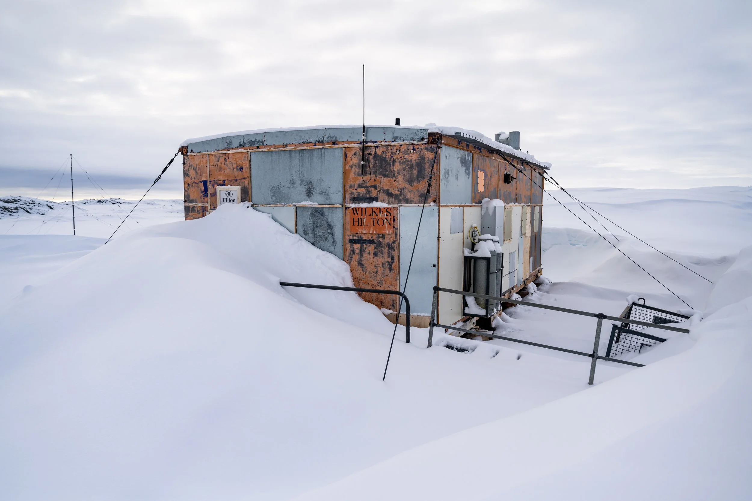 C199 - Wilkes Hilton around 7 km from Casey - used for recreation