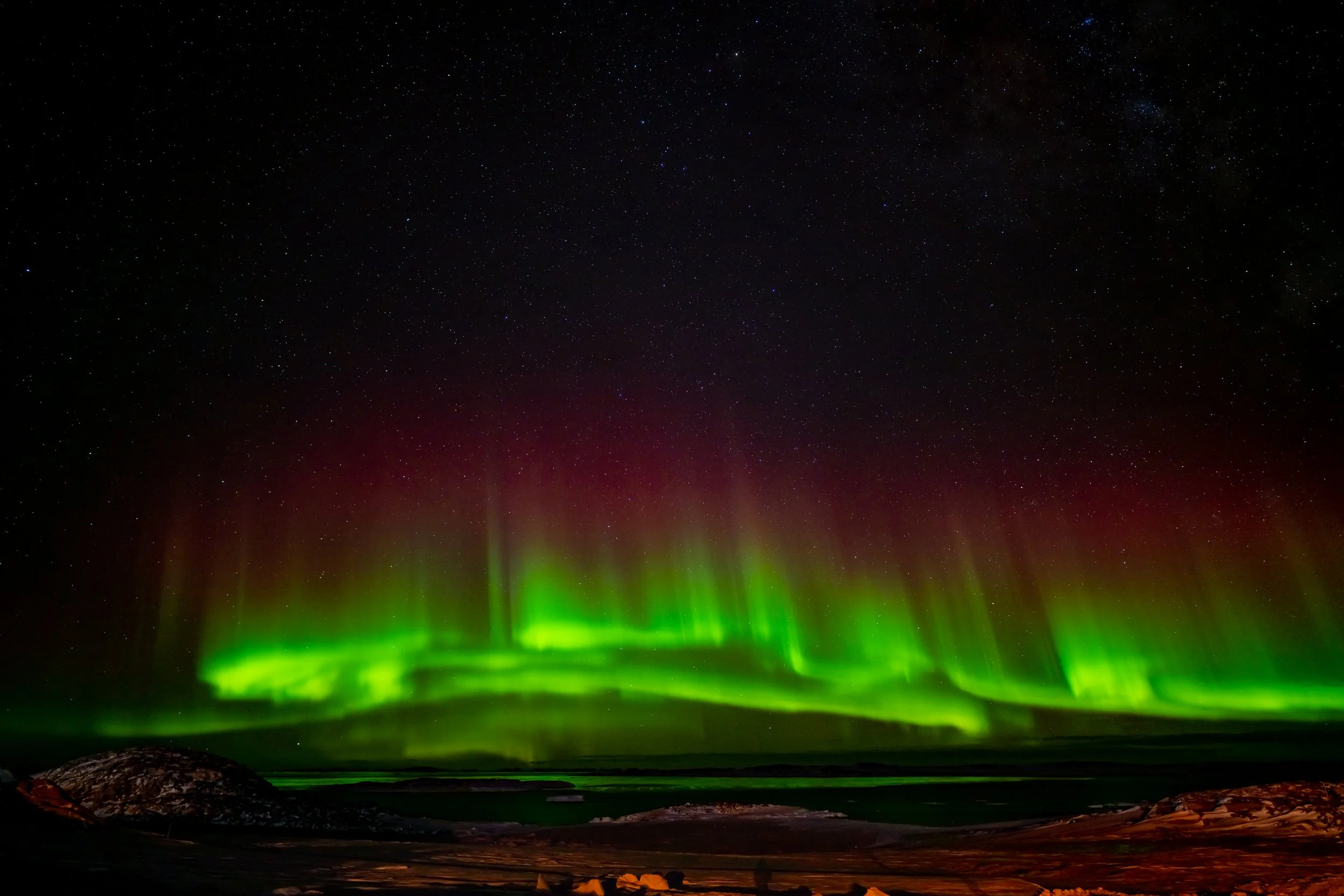 C246 - 28th of May 2022 12:46 am - Strong Aurora to the north of Casey