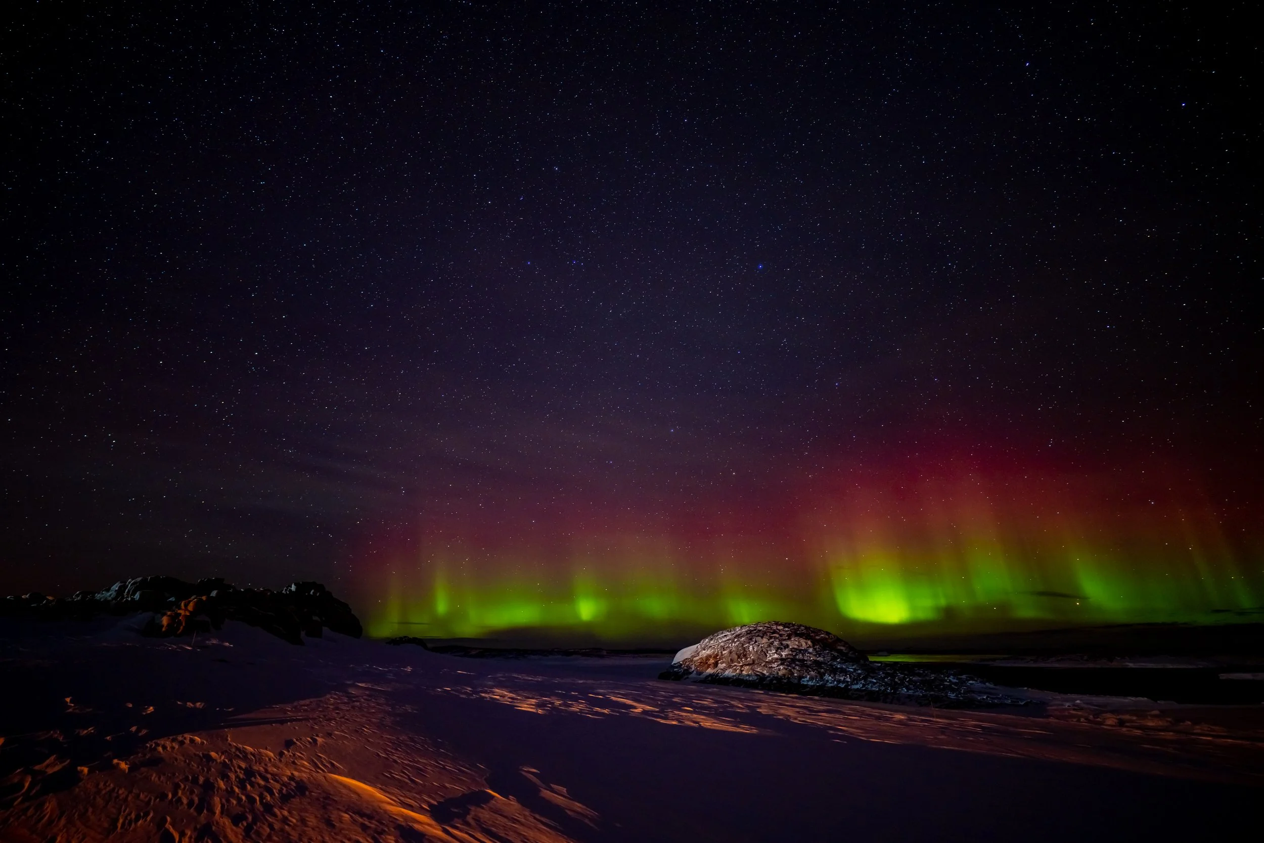 C270 - 28th of May 2022 12:15 am - Aurora to the north of Casey
