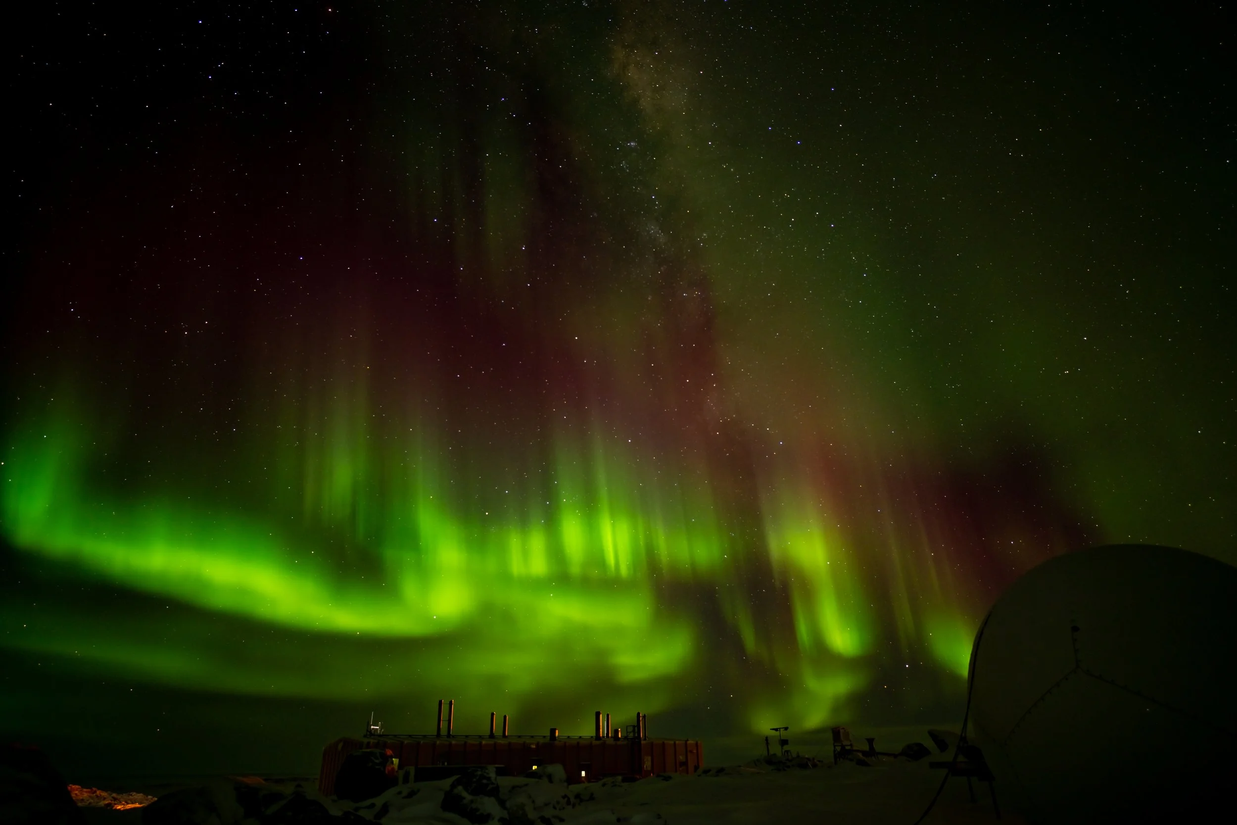 C362 - 25th of June 10:44 pm - Strong, expansive Aurora to the north