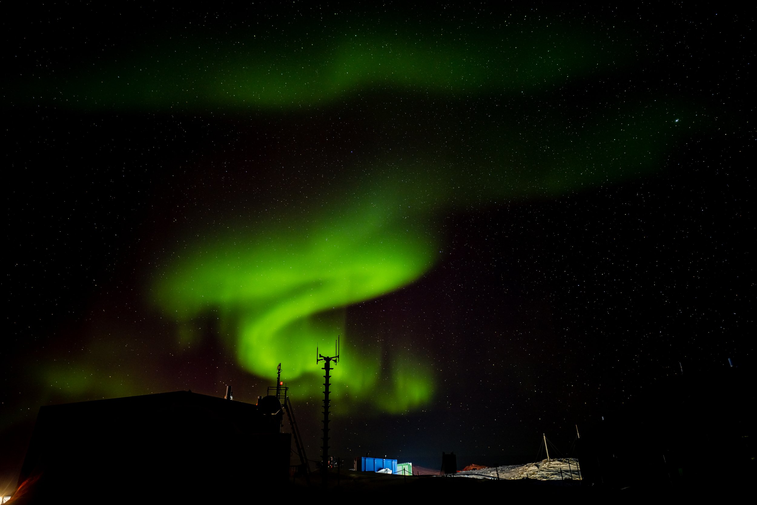 C467 - 20th of August 12:20 am -  Aurora overhead and to the east