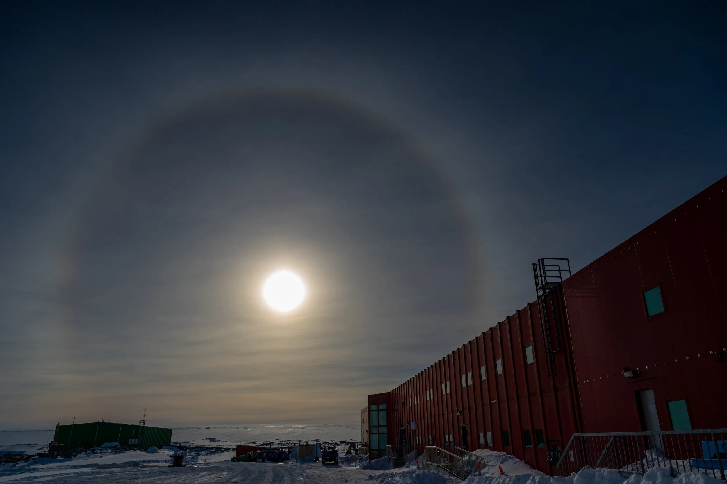 C541 - 29th of October 9:58 am - Solar Halo to the east of Casey