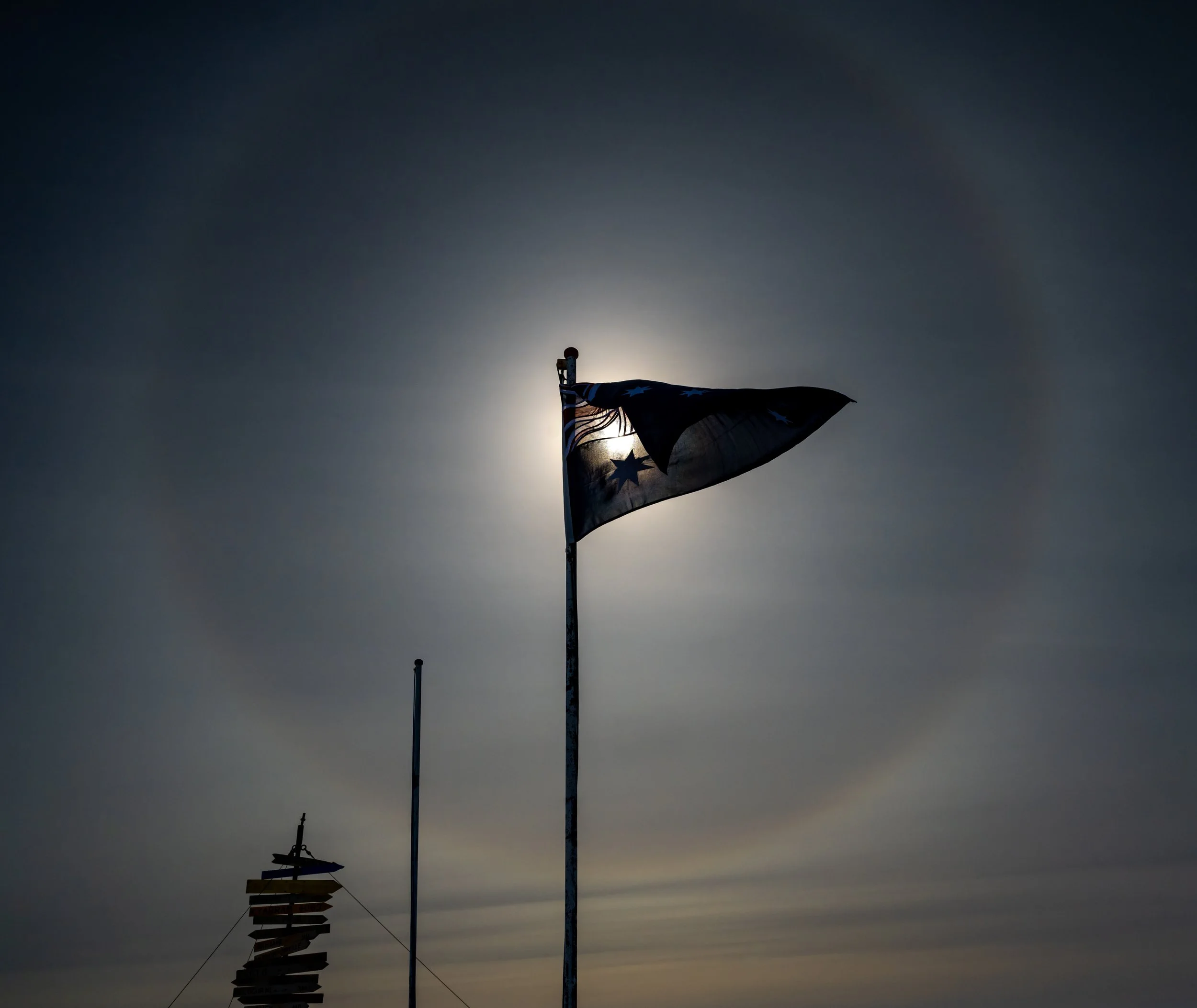 C610 - 28th of October 5:56 pm - Solar Halo at the Station