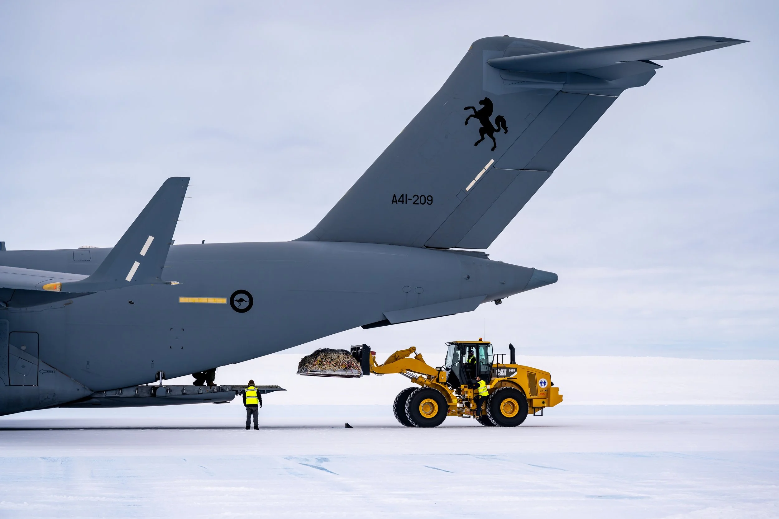C638 - 26th of November 2022 12:36 pm - ANARE 75 departure day - loading our baggage and personal effects into the RAAF C17A Globemaster at Wilkins runway