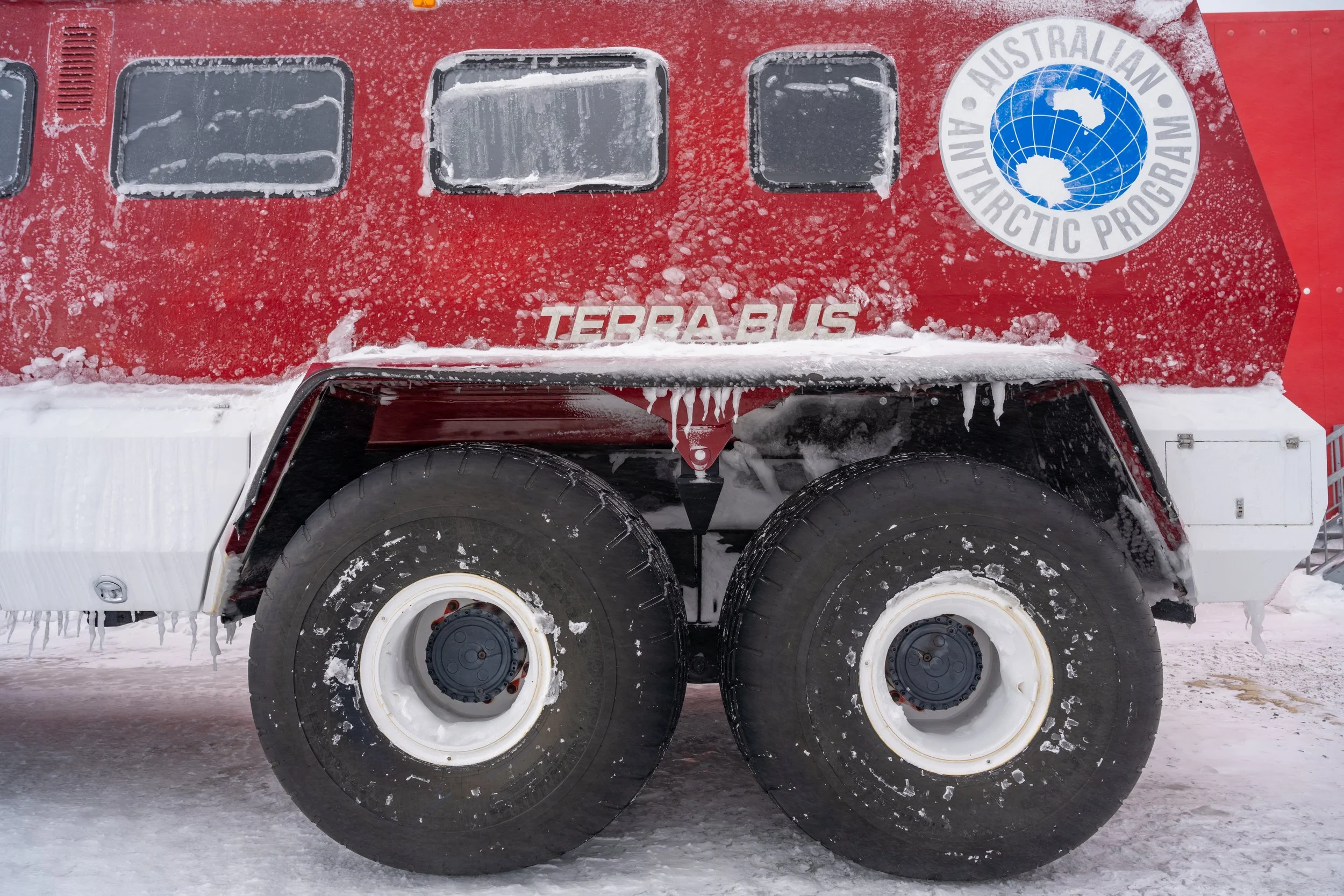 C662 - 22nd of November 2022 5:15 pm - The Terra Bus after it arrived at Casey with part of the ANARE 76 summer crew