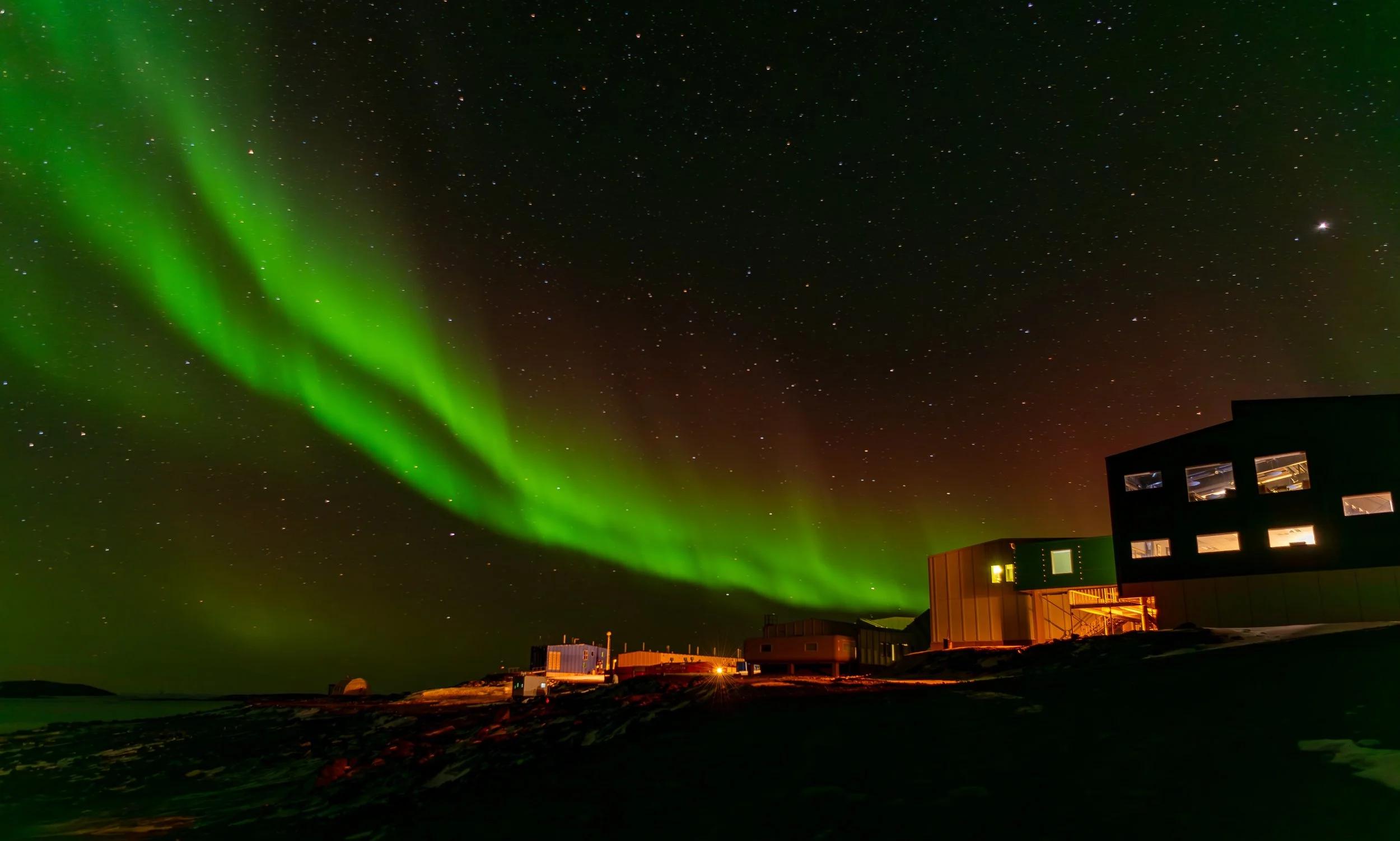 AA 022 - Davis Aurora 28th of March 2017 12:26 am - Nikon D750, 24mm, f/2.8, ISO 100, exp 25 sec